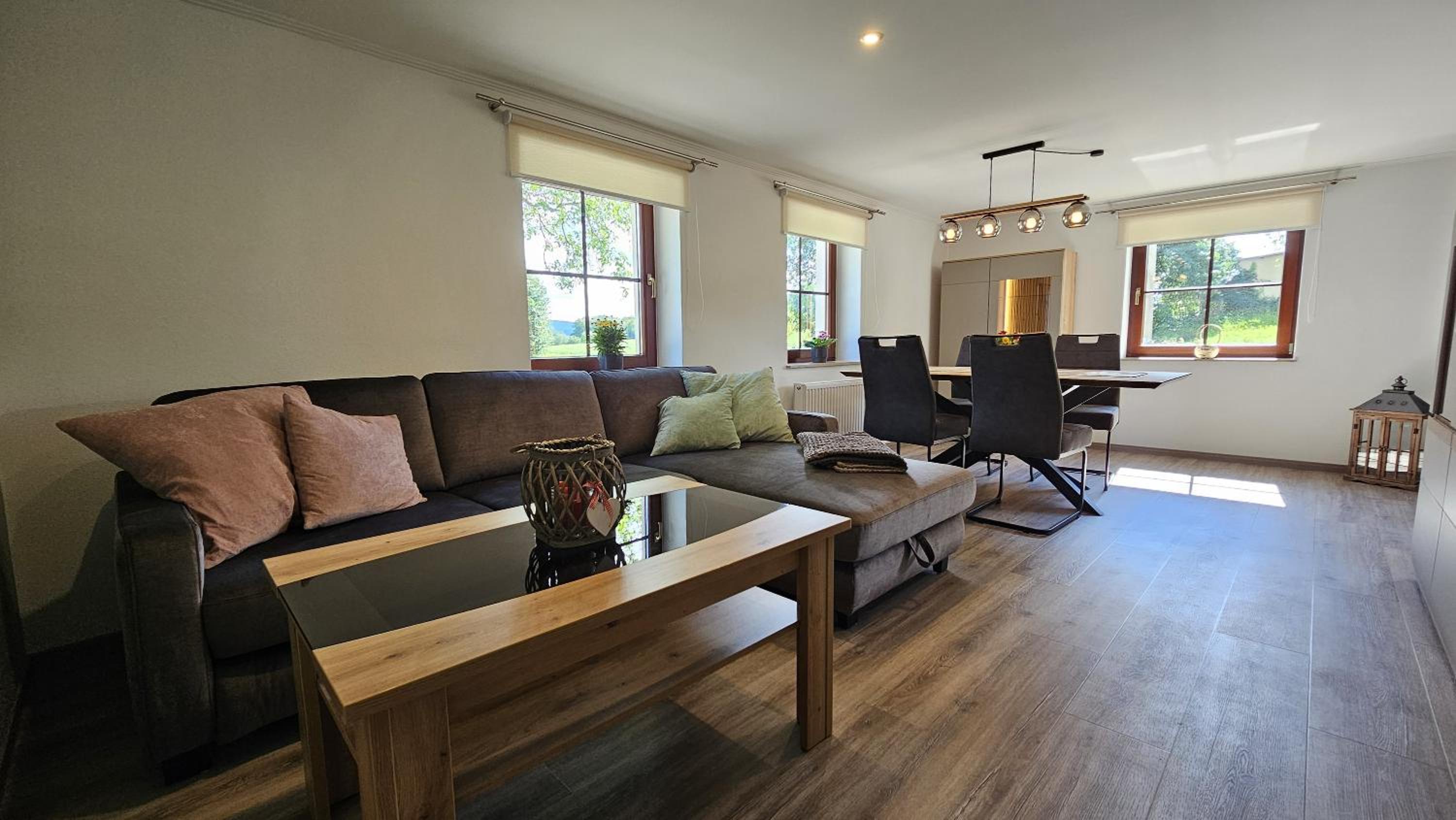 One-Bedroom Apartment with Garden View