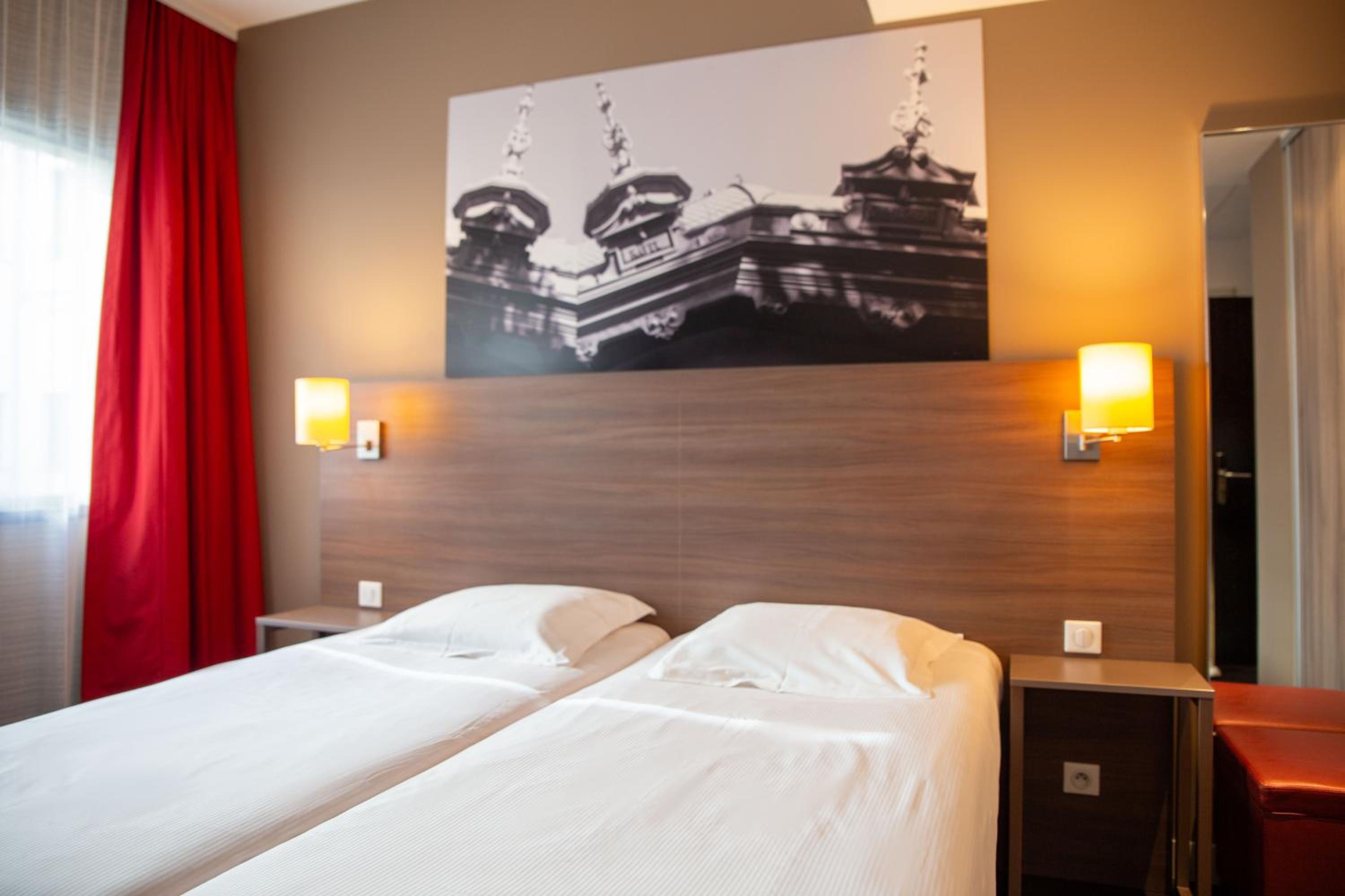 Twin Room - Non Smoking - Photo 7