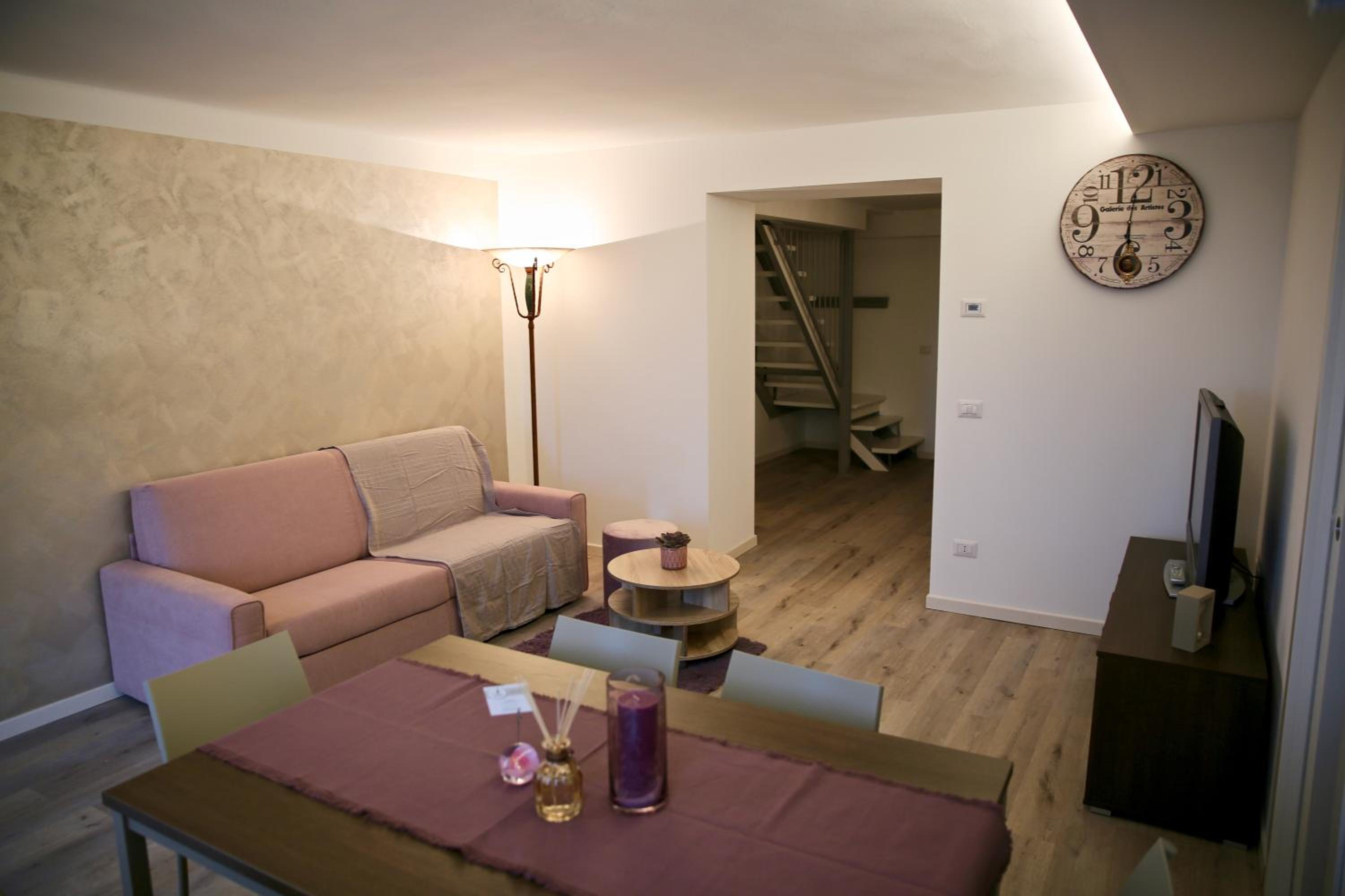 Maisonette photo 2