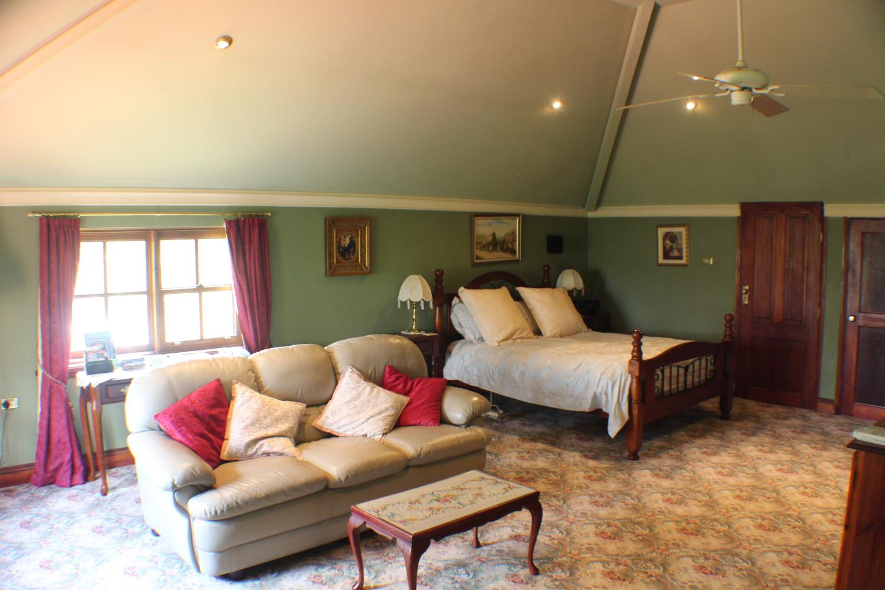 Suite With Mountain View photo 2