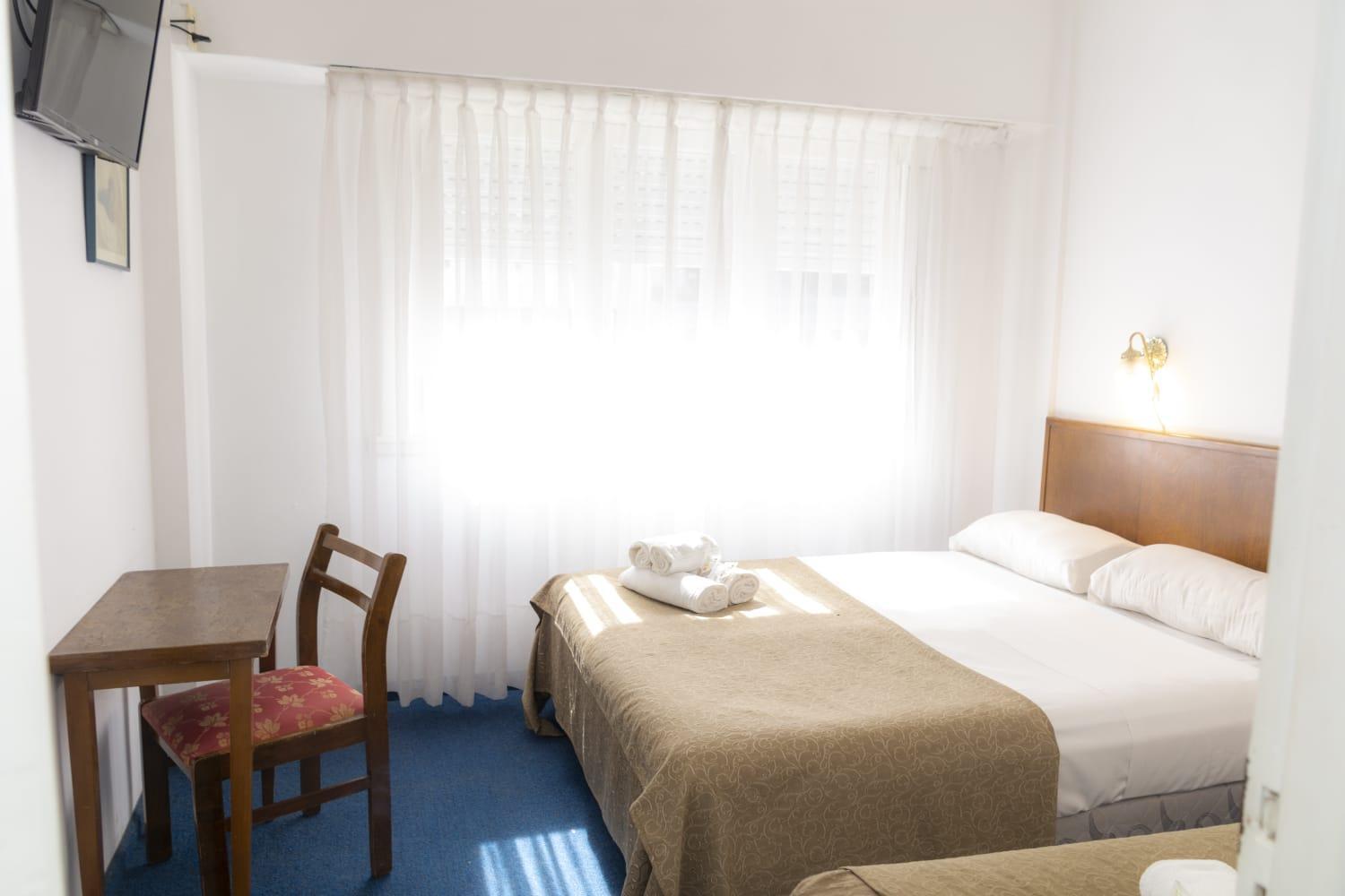 Standard Triple Room photo 2