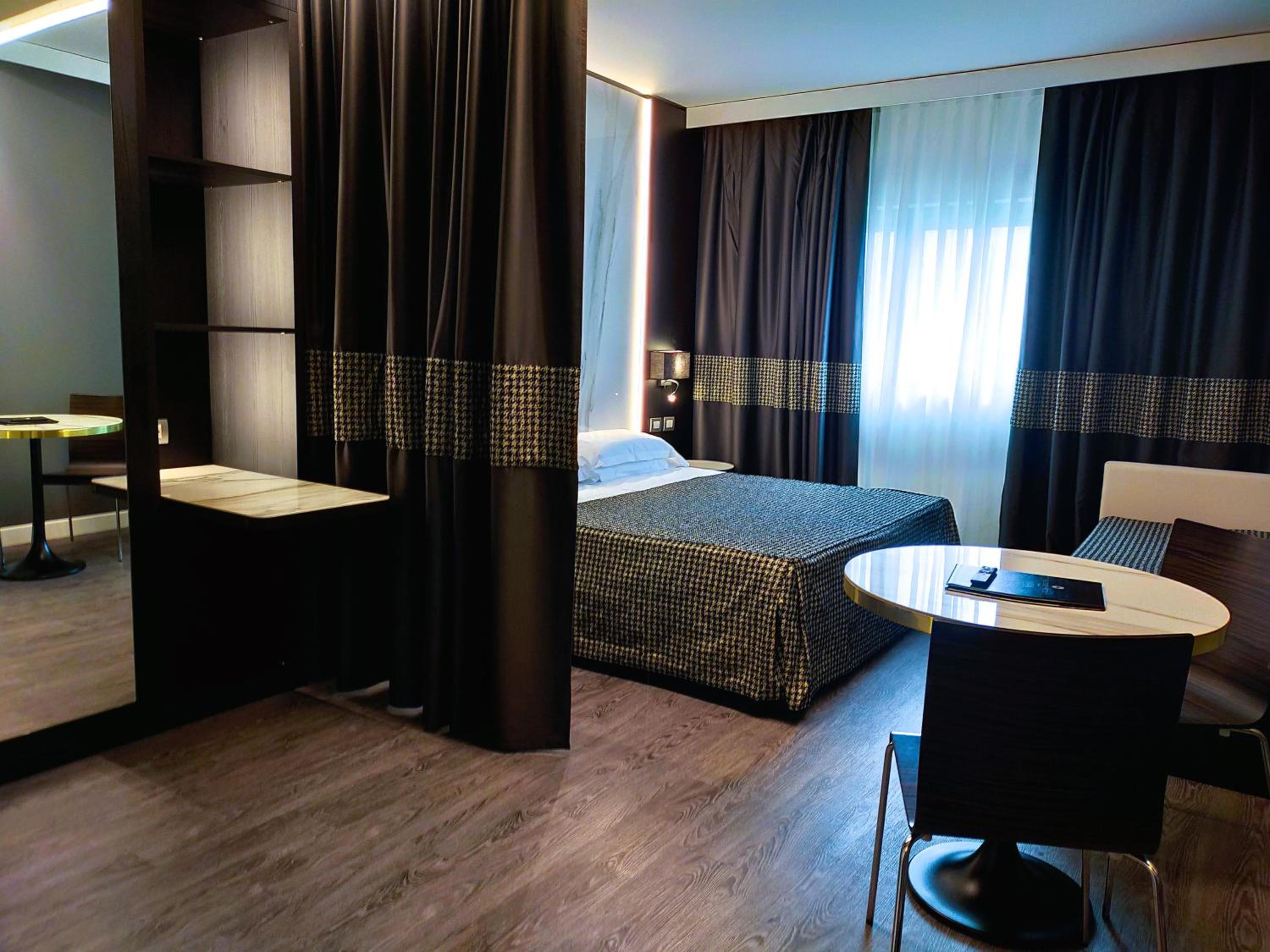Executive Double Room - Photo 1