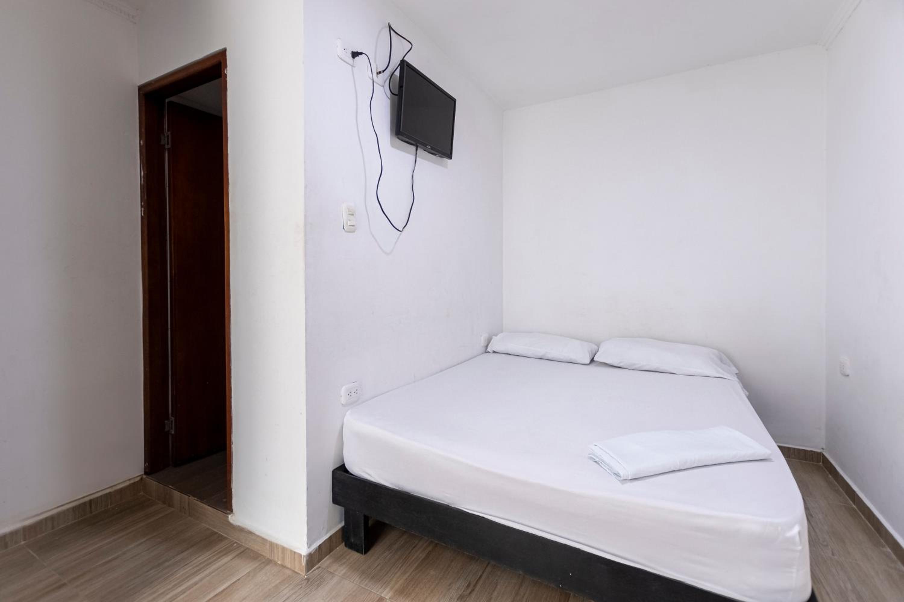 Double Room With Private Bathroom photo 1