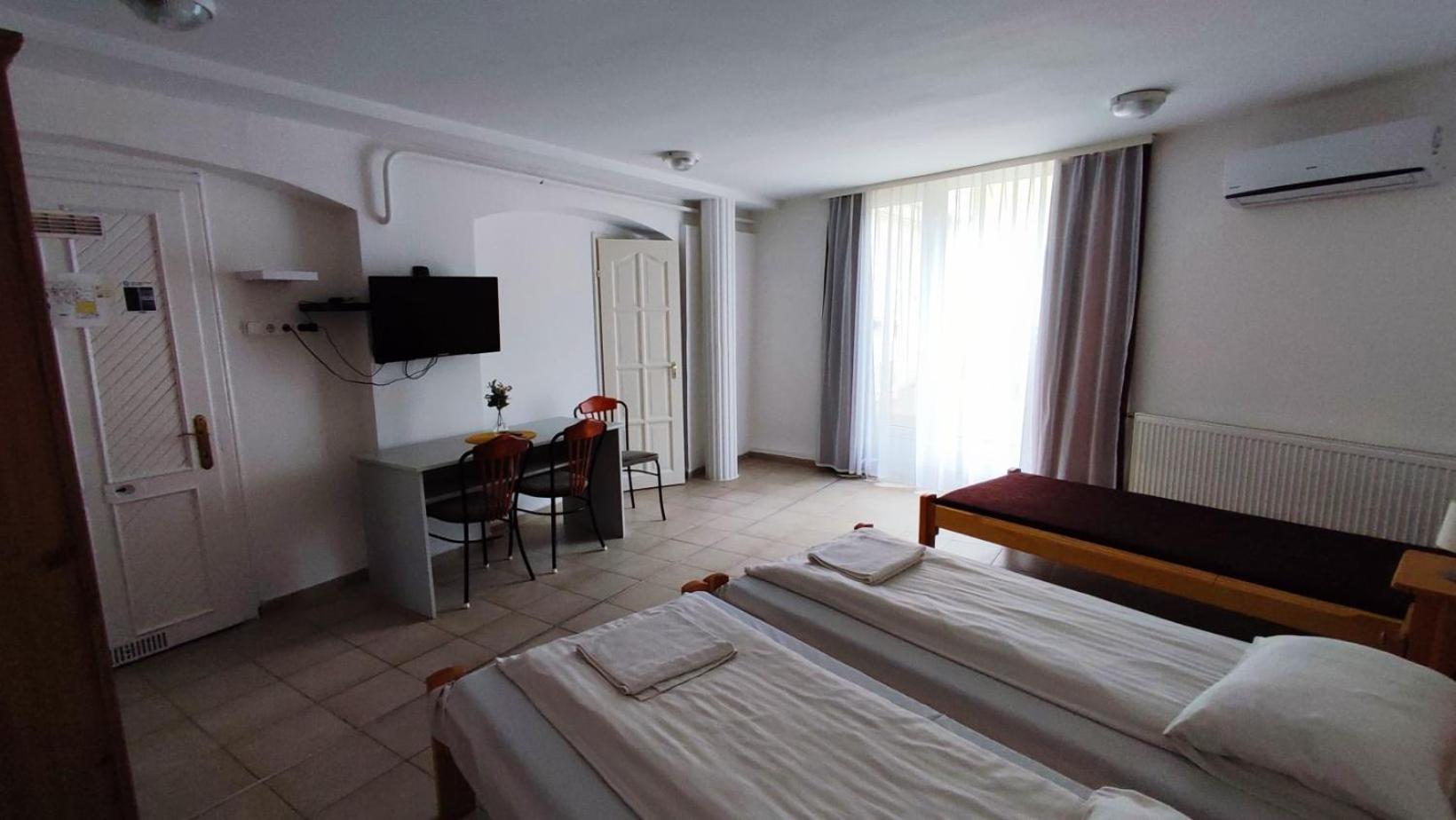 Triple Room With Garden View