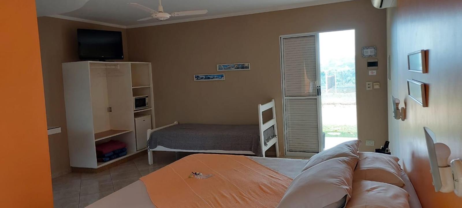 Triple Room photo 2