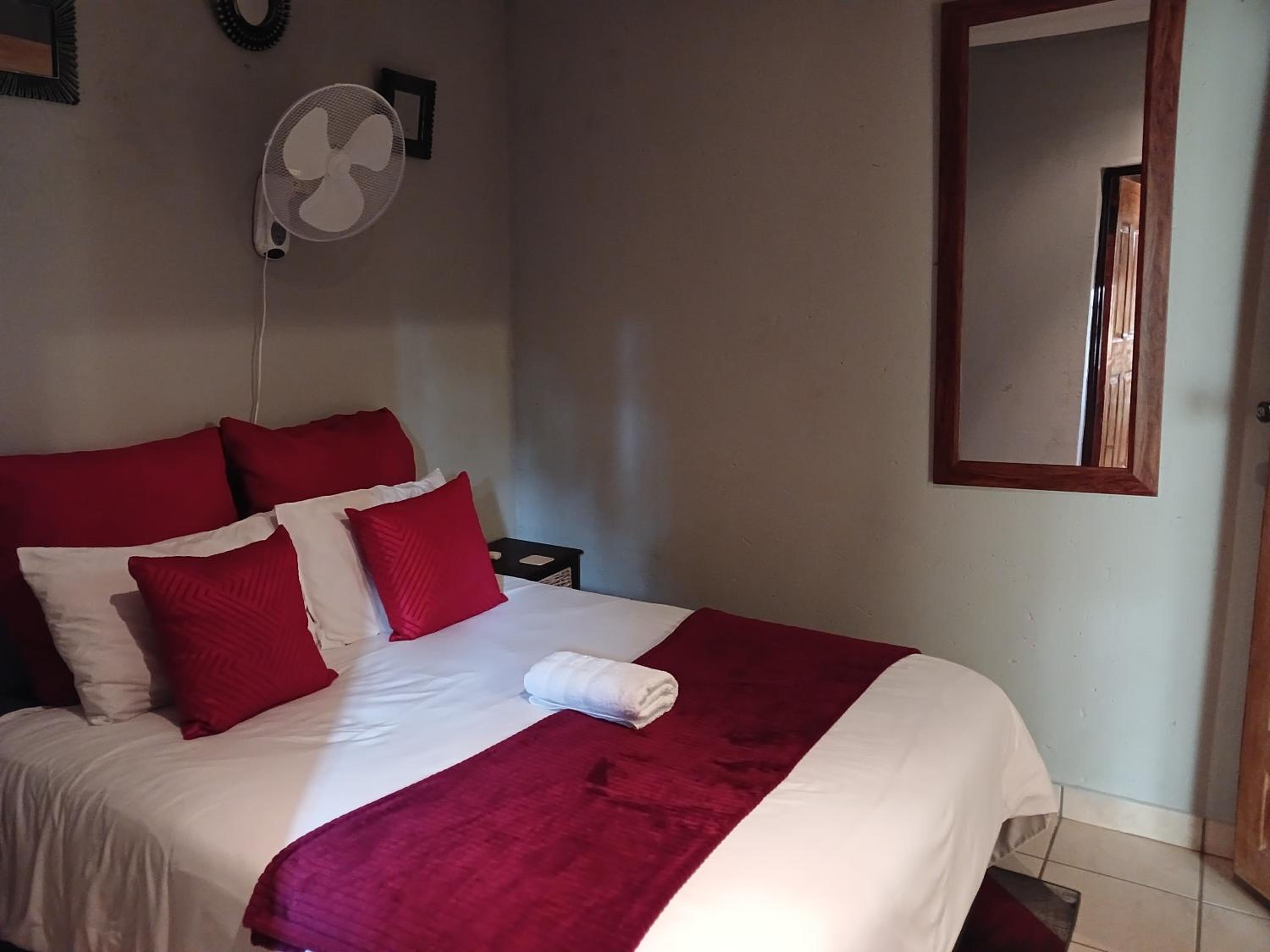 Triple Room with Shower photo 2