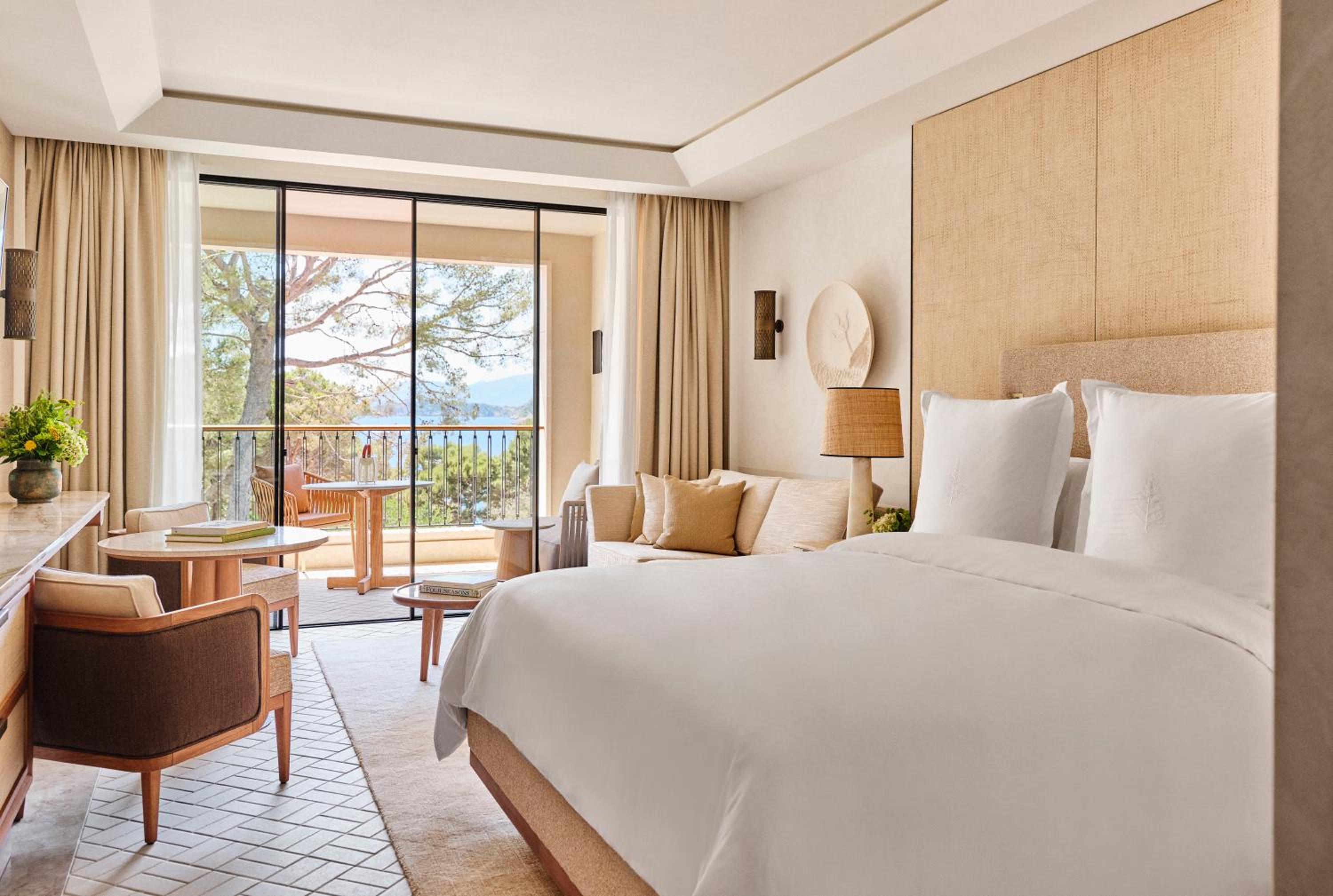 Habitación con vista al jardín King