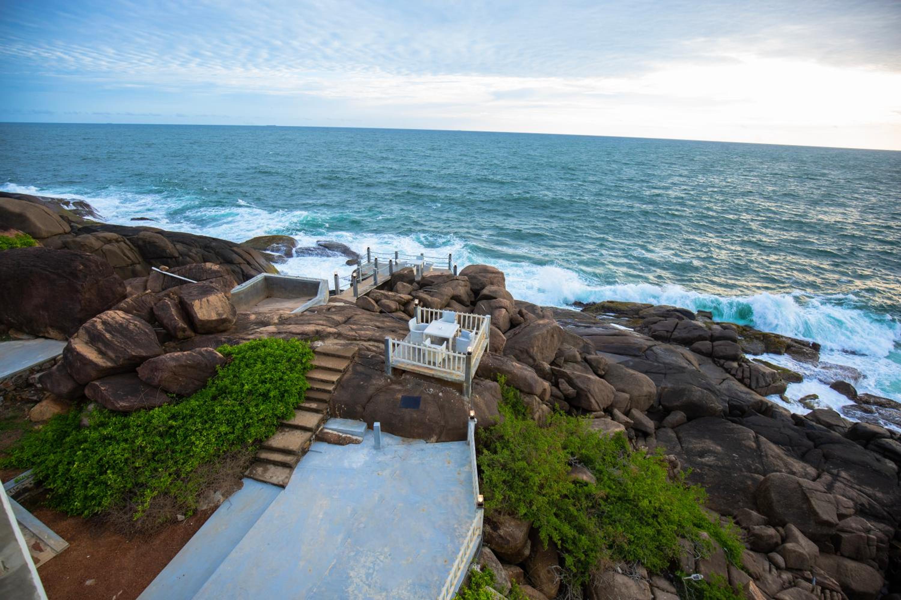 Deluxe Double Room with Sea View photo 2