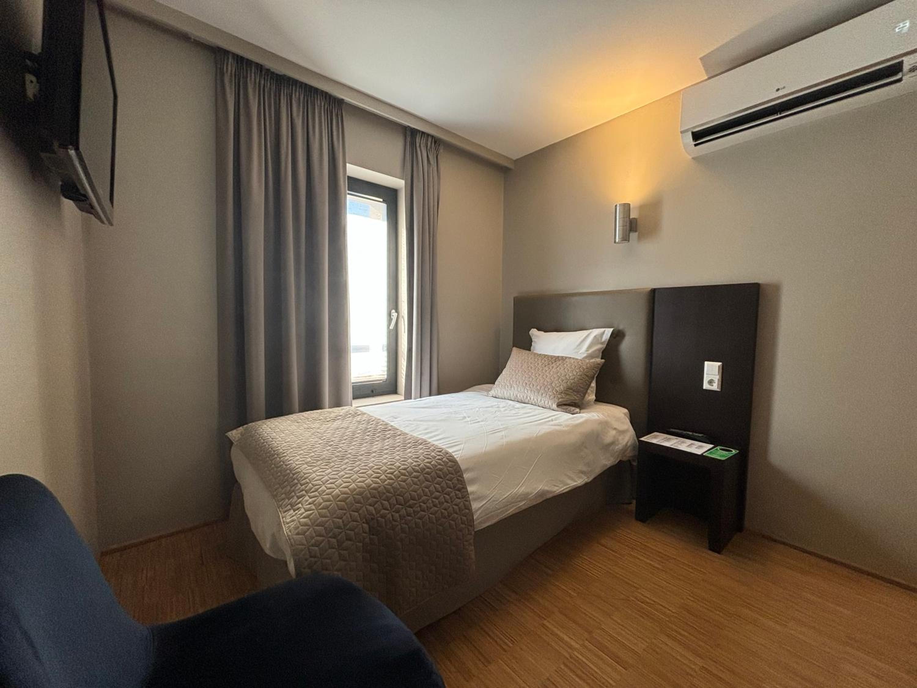 Single Room photo 1