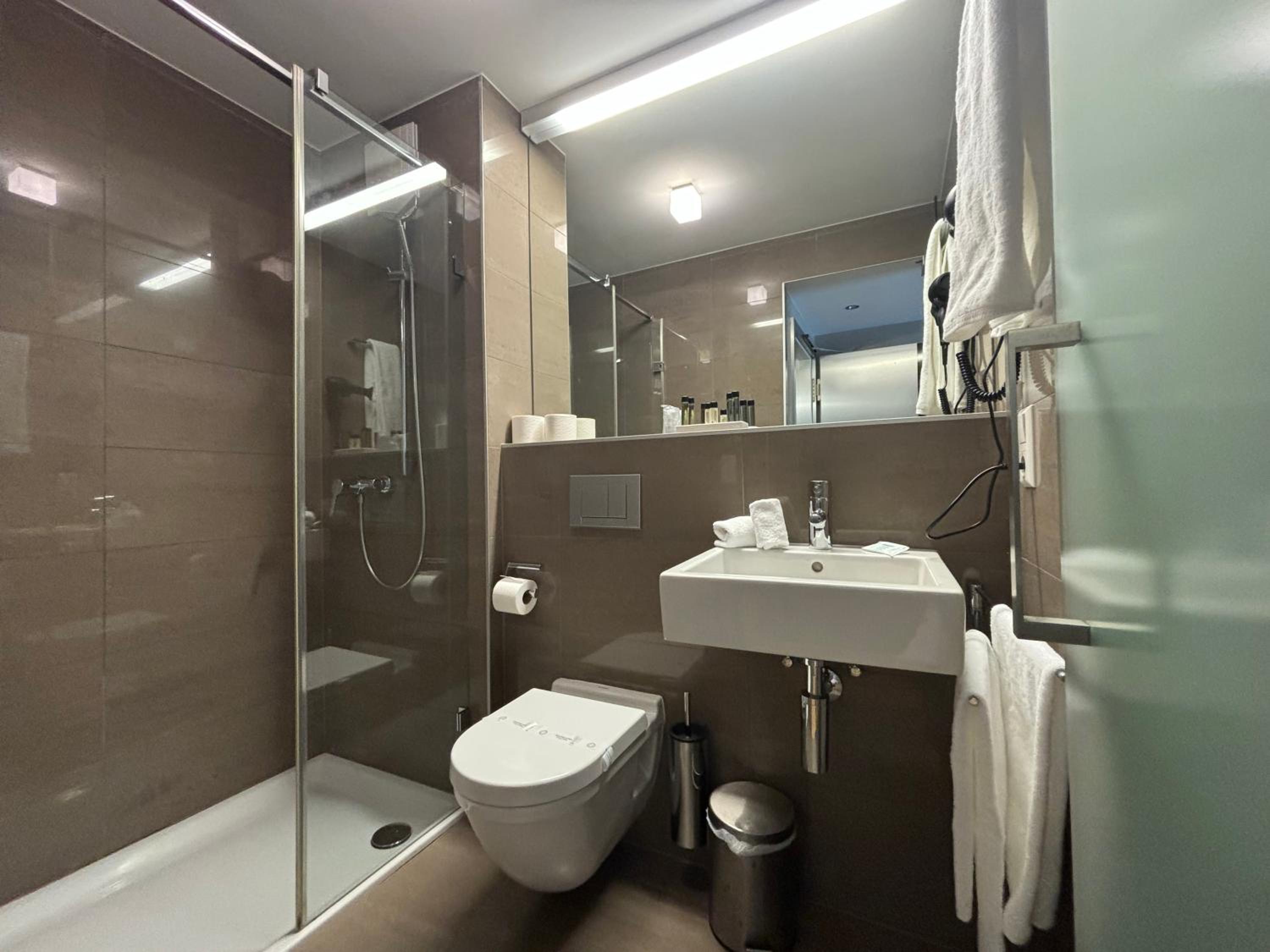 Single Room photo 3