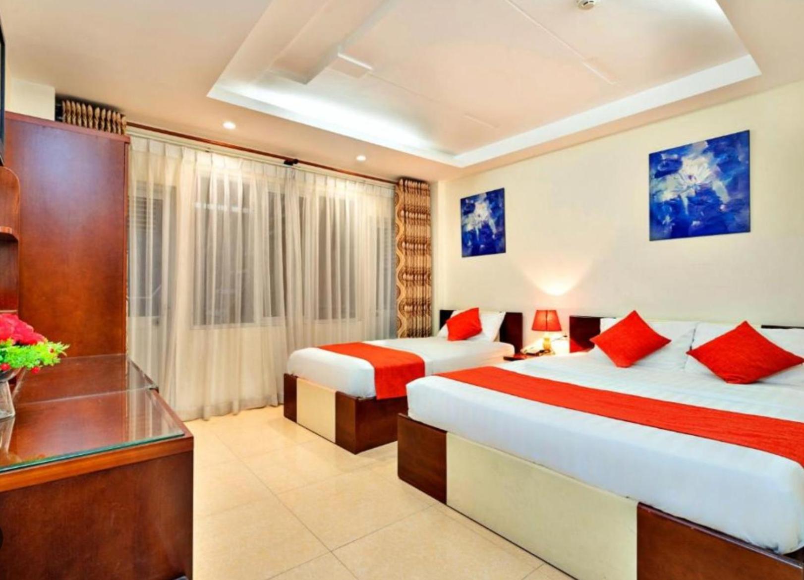 Deluxe Suite