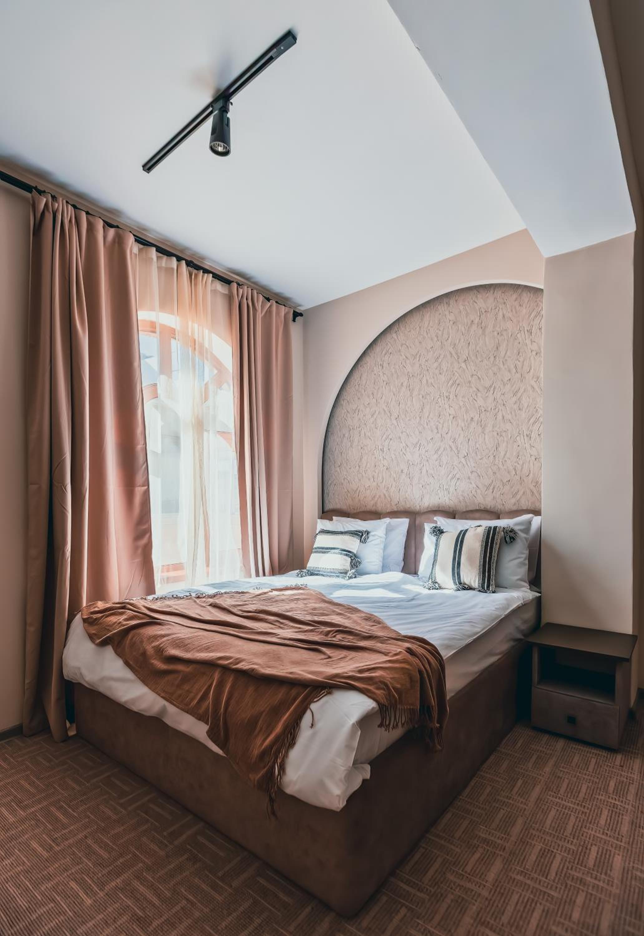 Budget Double Room photo 2