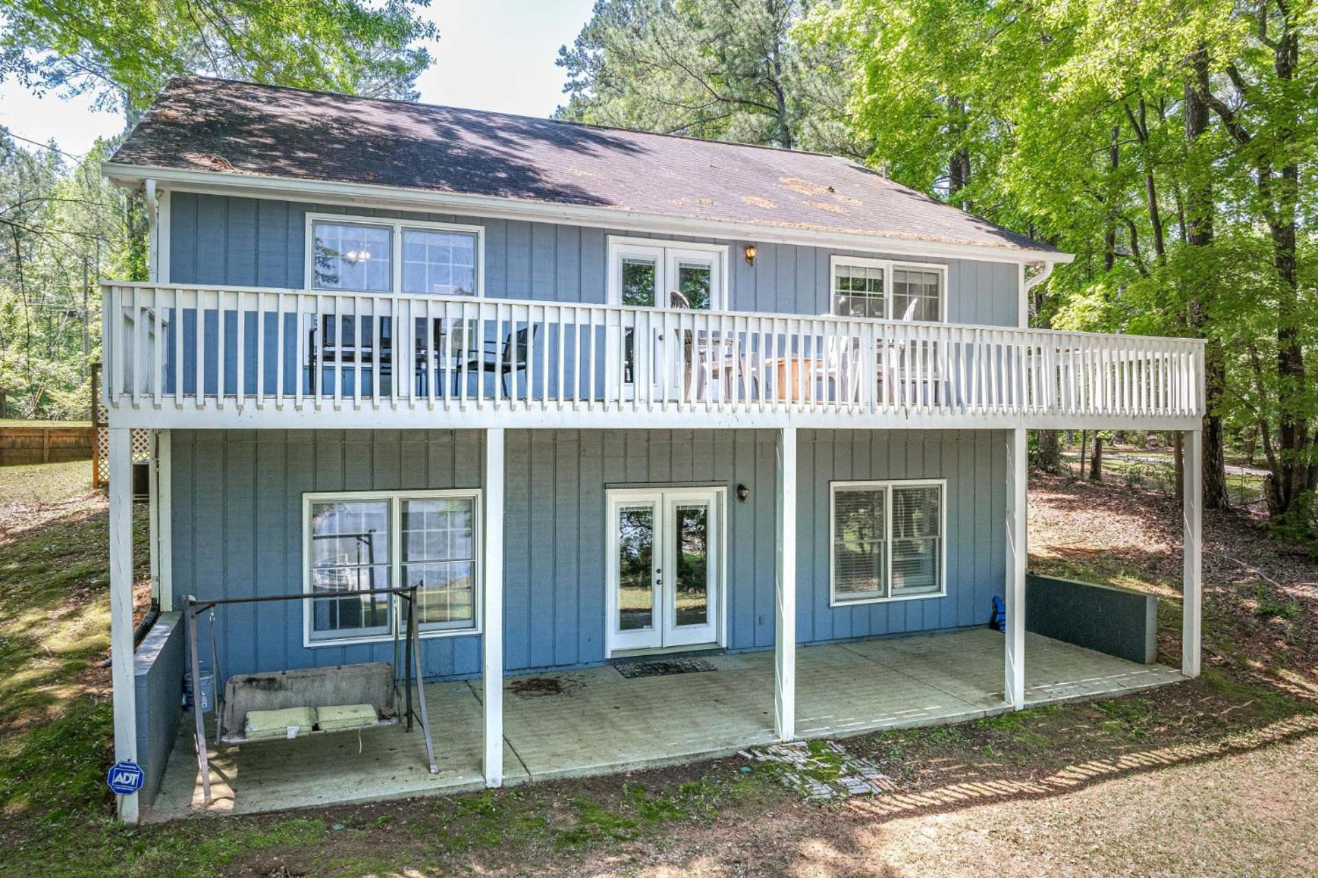 Four-Bedroom House photo 2