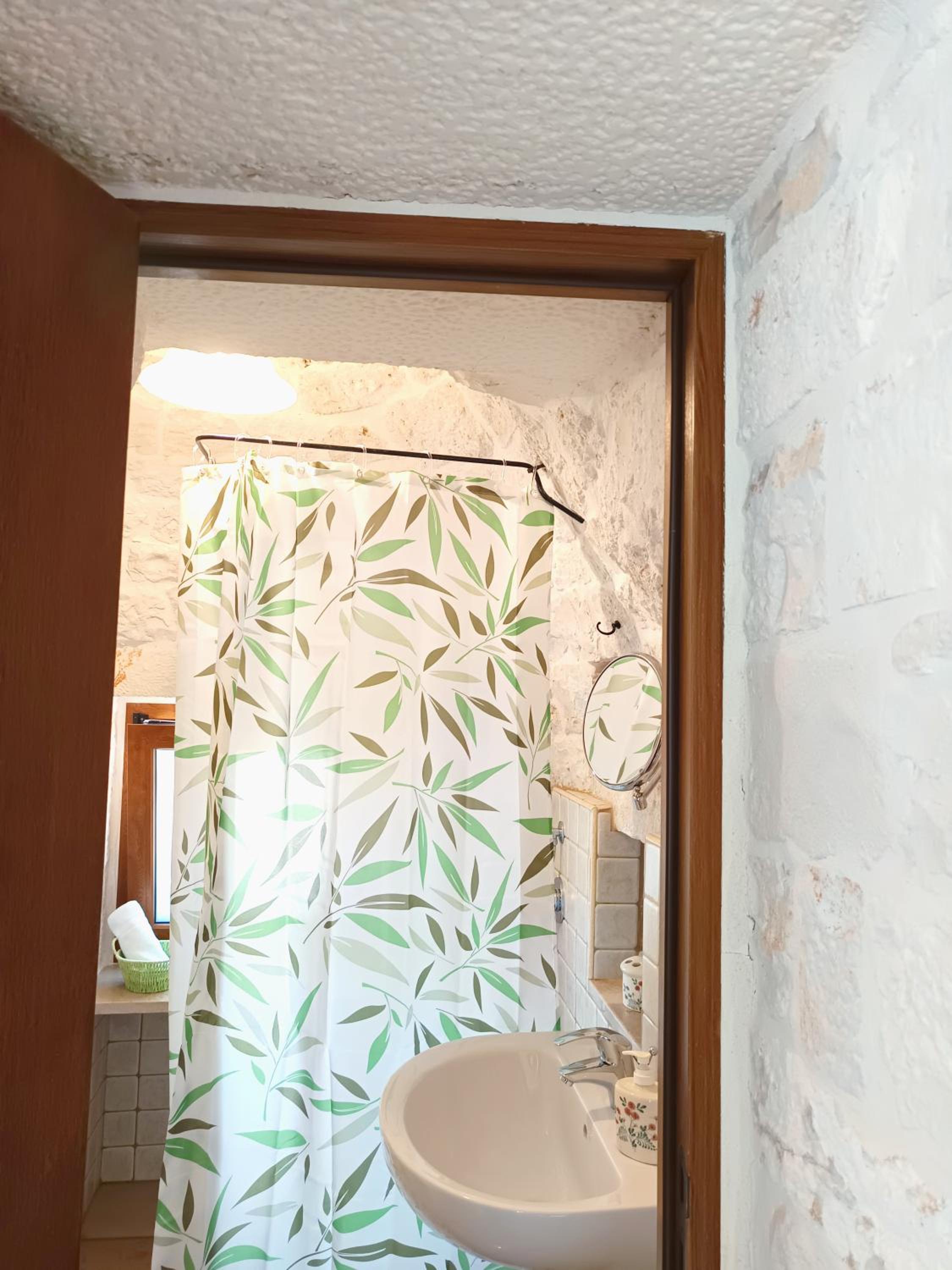 Trullo with private patio photo 2