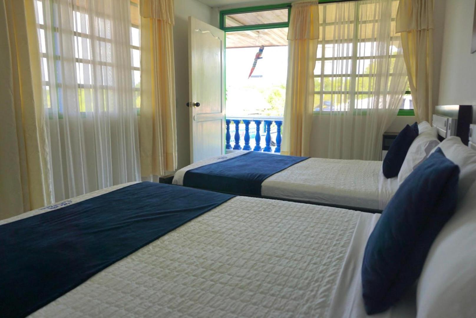 Deluxe Room (2 Adults + 1 Child) photo 2