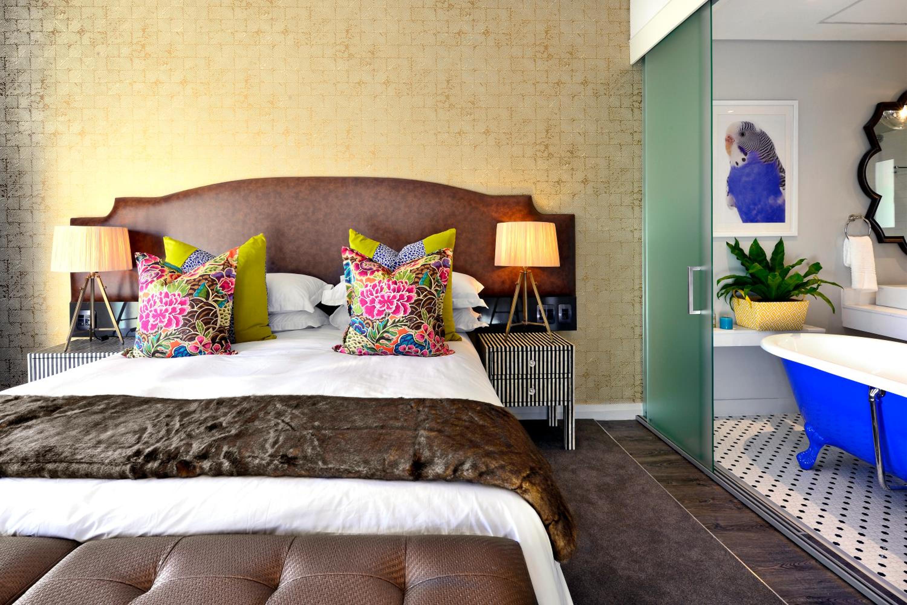 Luxury King or Twin Room with Mountain View - Photo 53