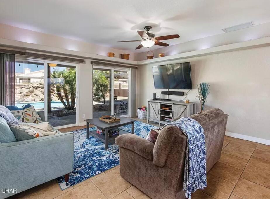 Three-Bedroom House photo 1