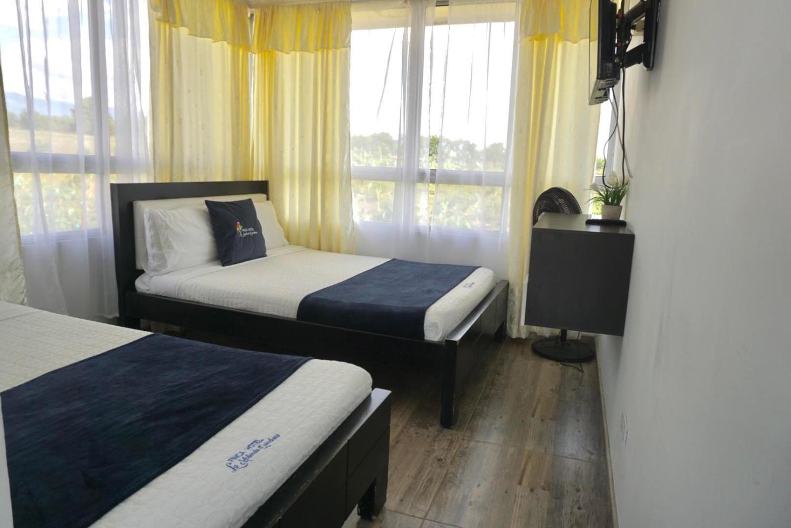 Basic Triple Room photo 3