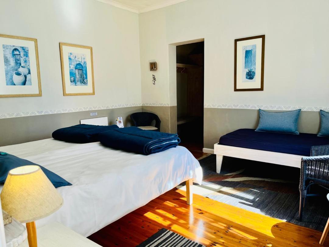 Standard Twin Room - 2