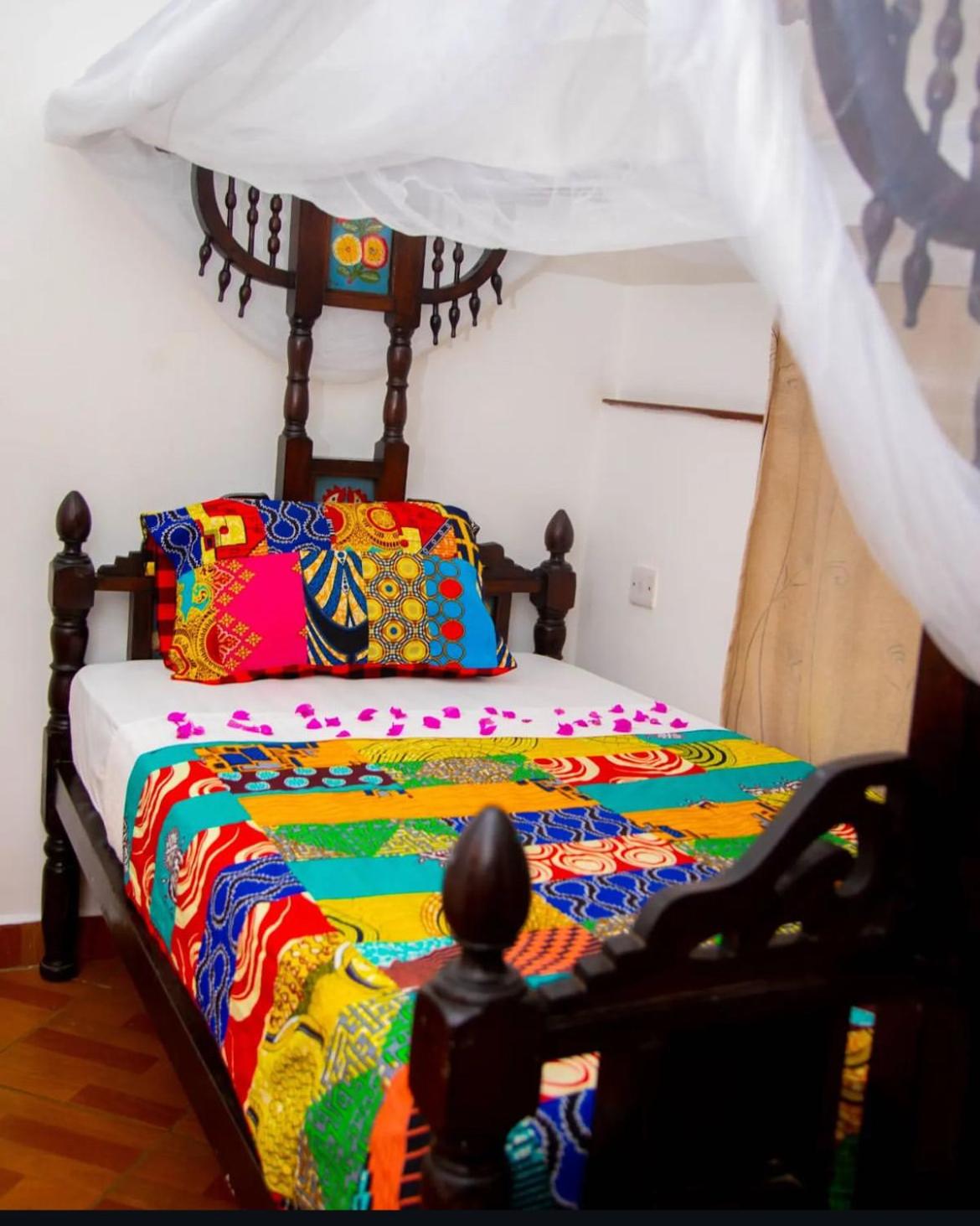 Single Room photo 3