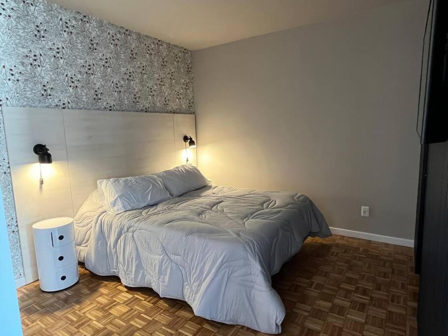 One-Bedroom Apartment photo 3