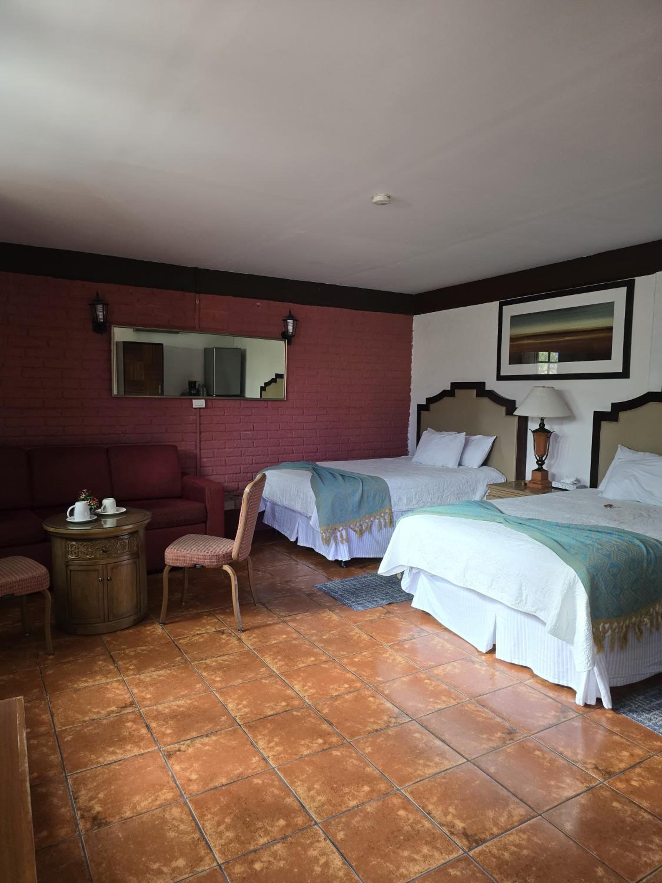 Standard Twin Room with Sofa