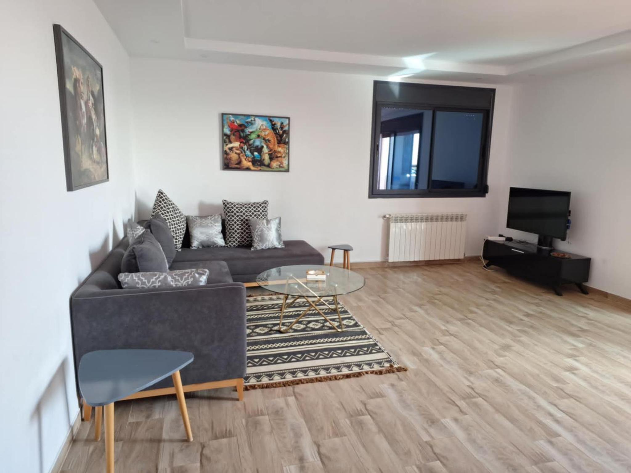 Three-Bedroom Apartment photo 1