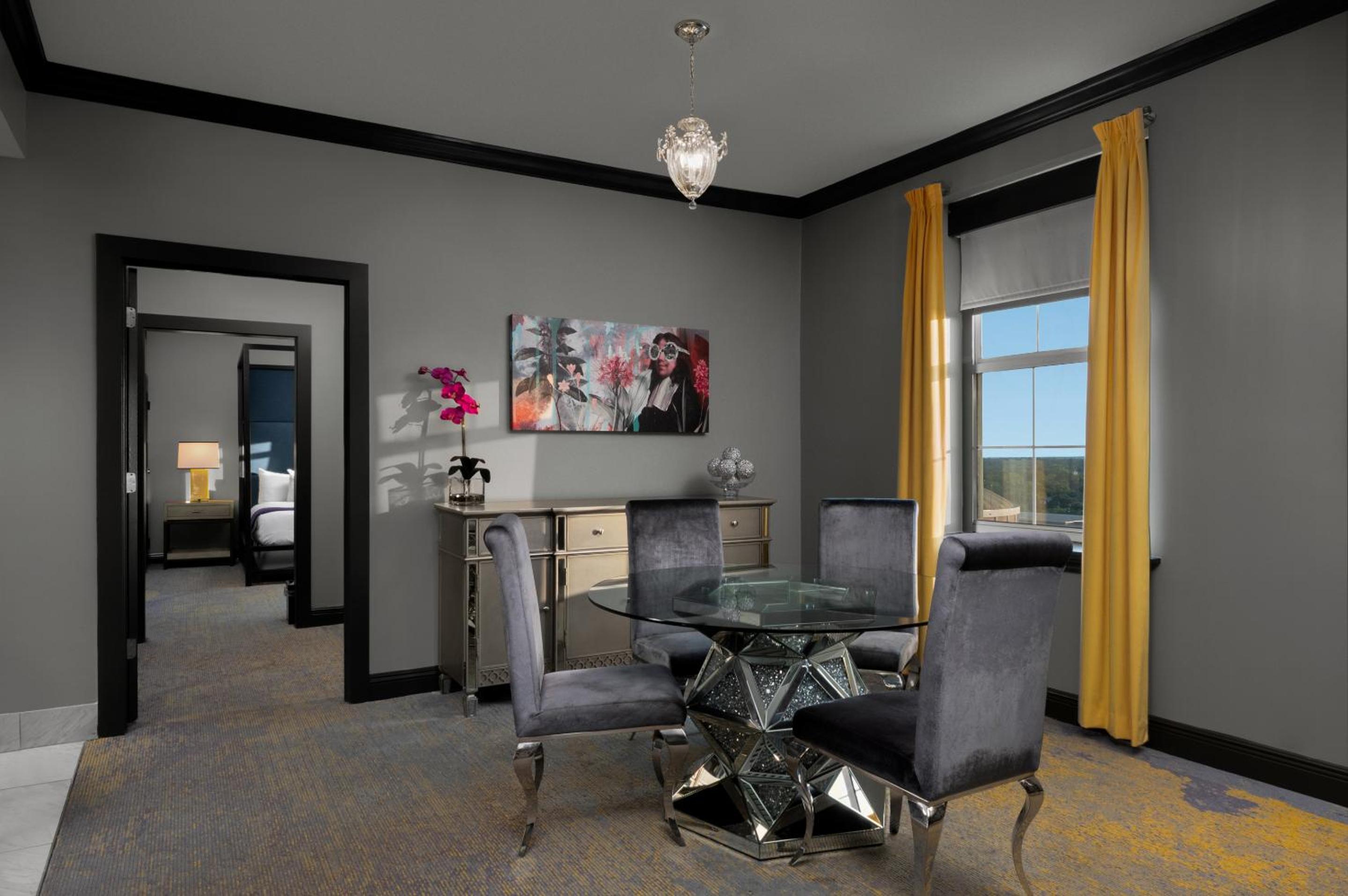 Two-Bedroom Suite - Non-Smoking photo 2