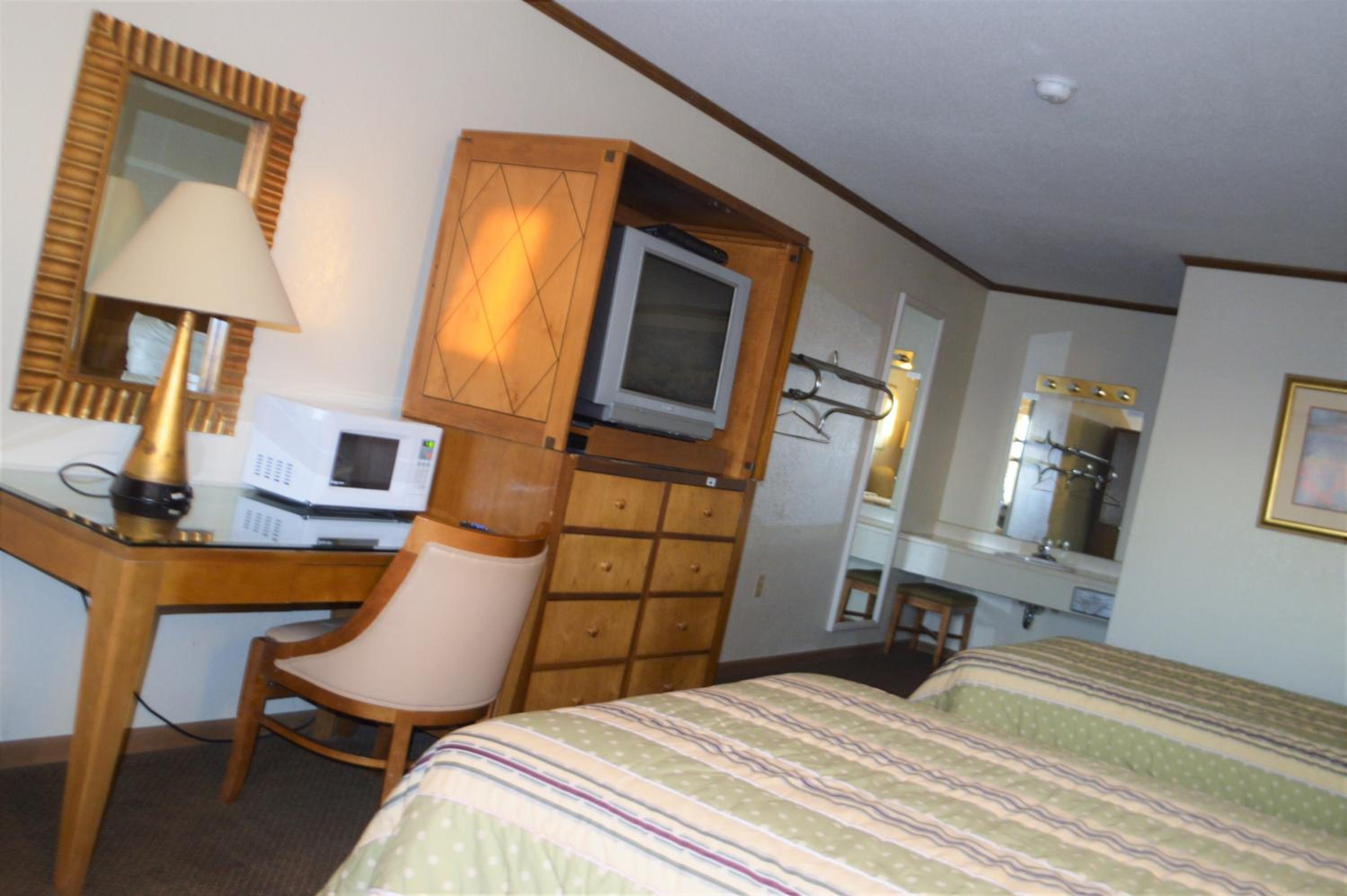 Double Room with Two Double Beds - Photo 1