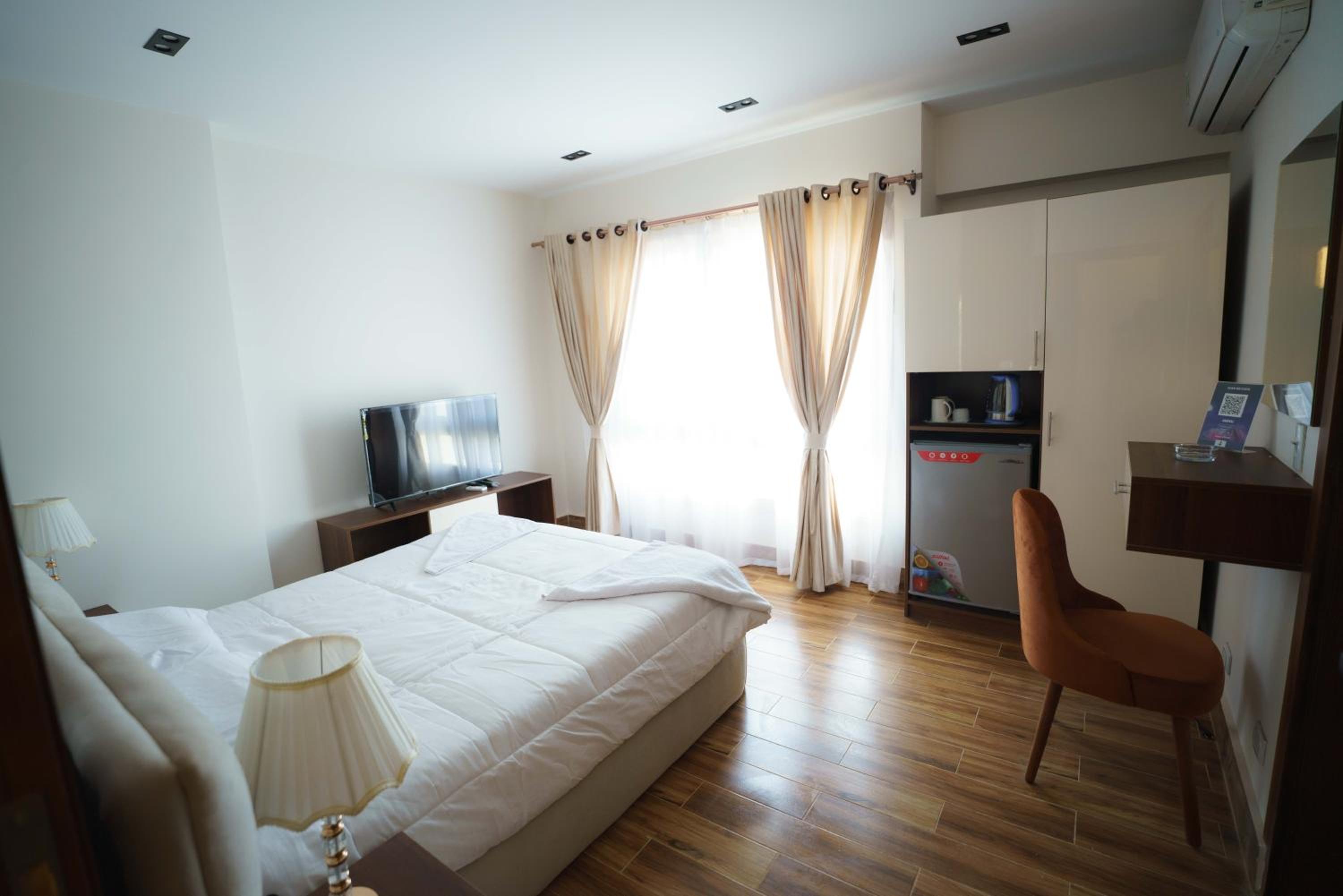Double Room with Mountain View