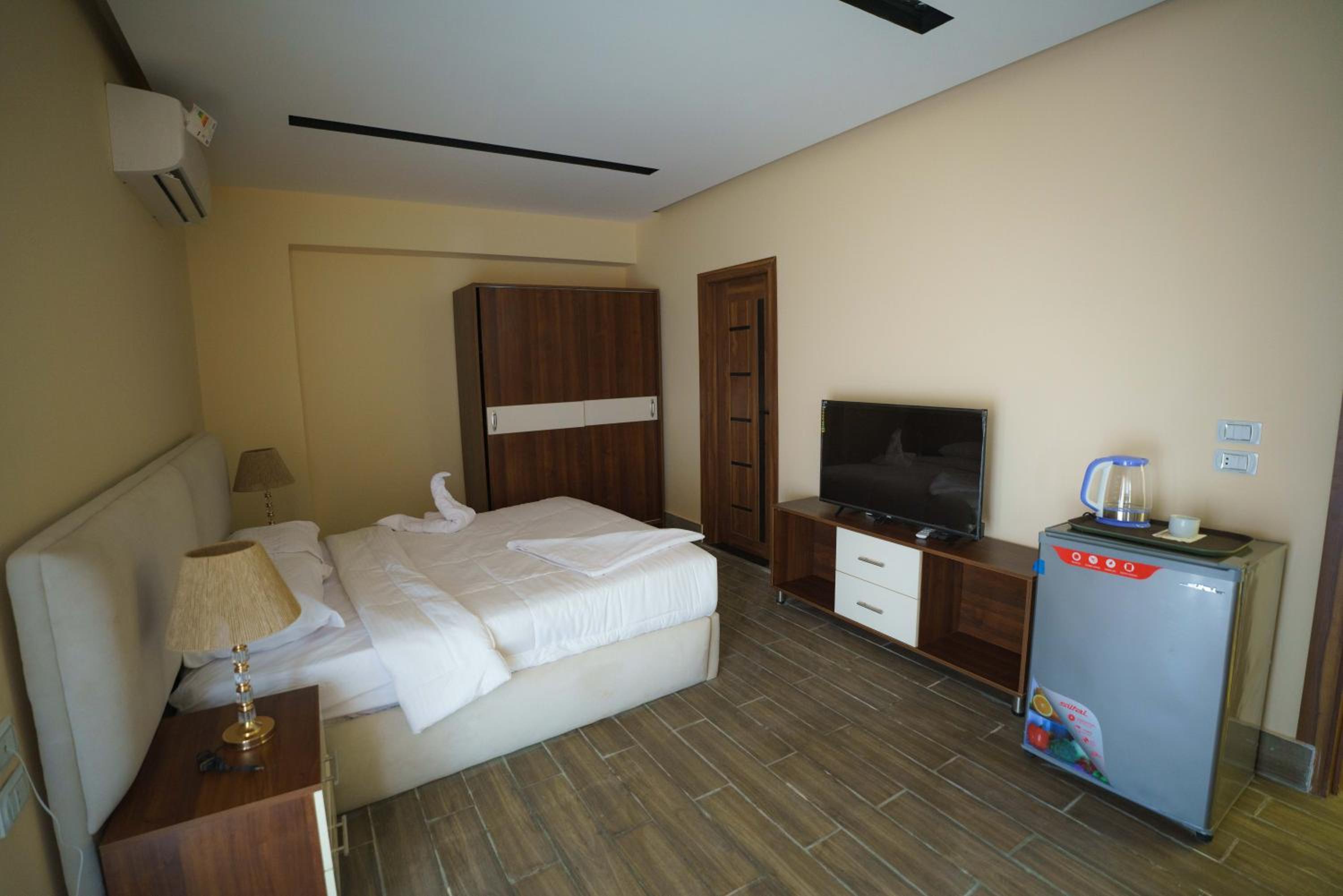 Double Room With Balcony (3 Adults)
