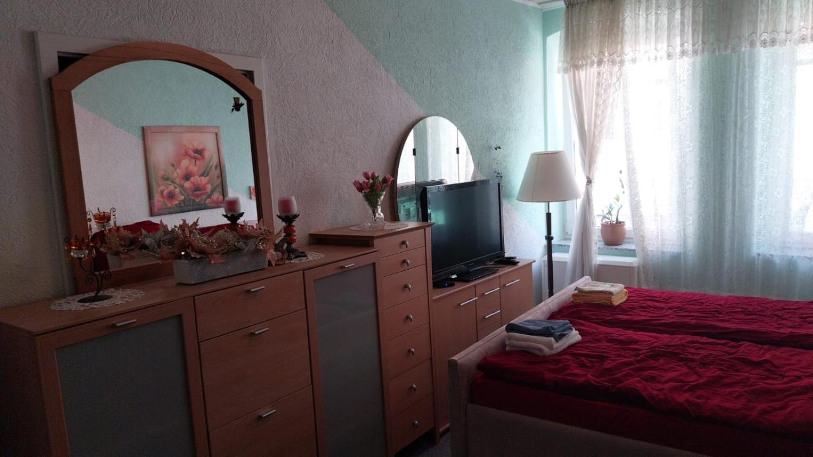 Double Room With Shared Bathroom photo 2