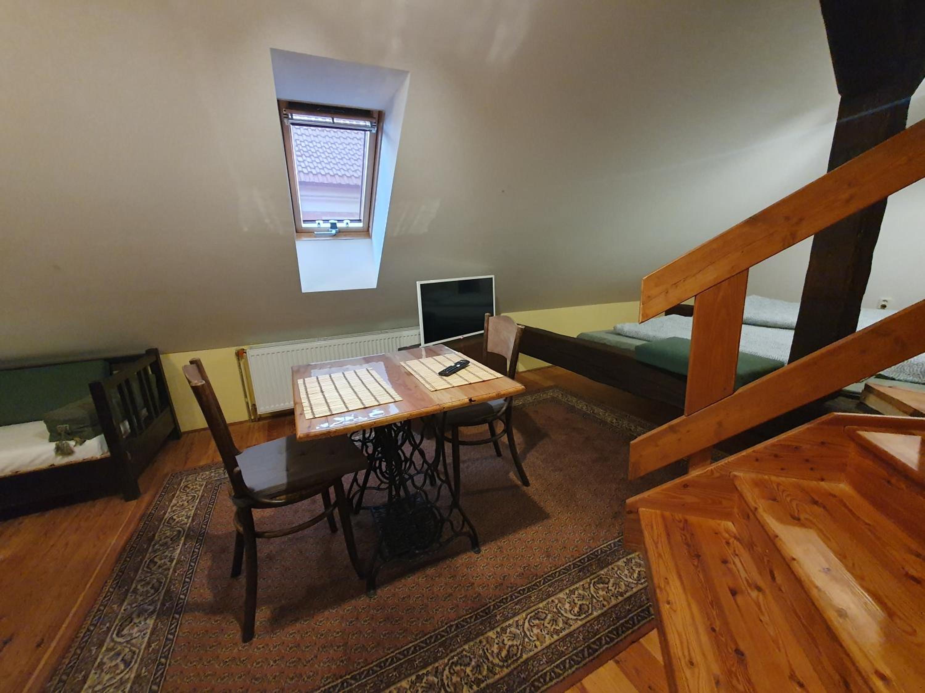 Triple Room with Private Bathroom photo 1