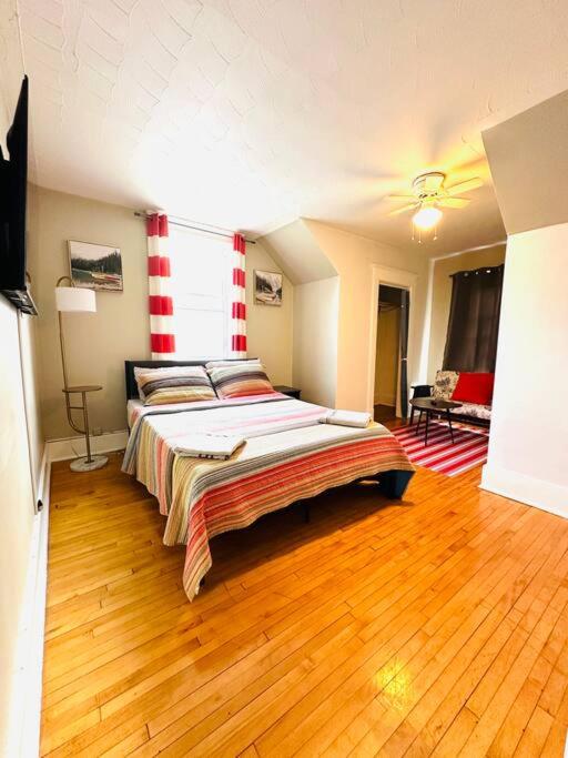 Two-Bedroom Apartment photo 1
