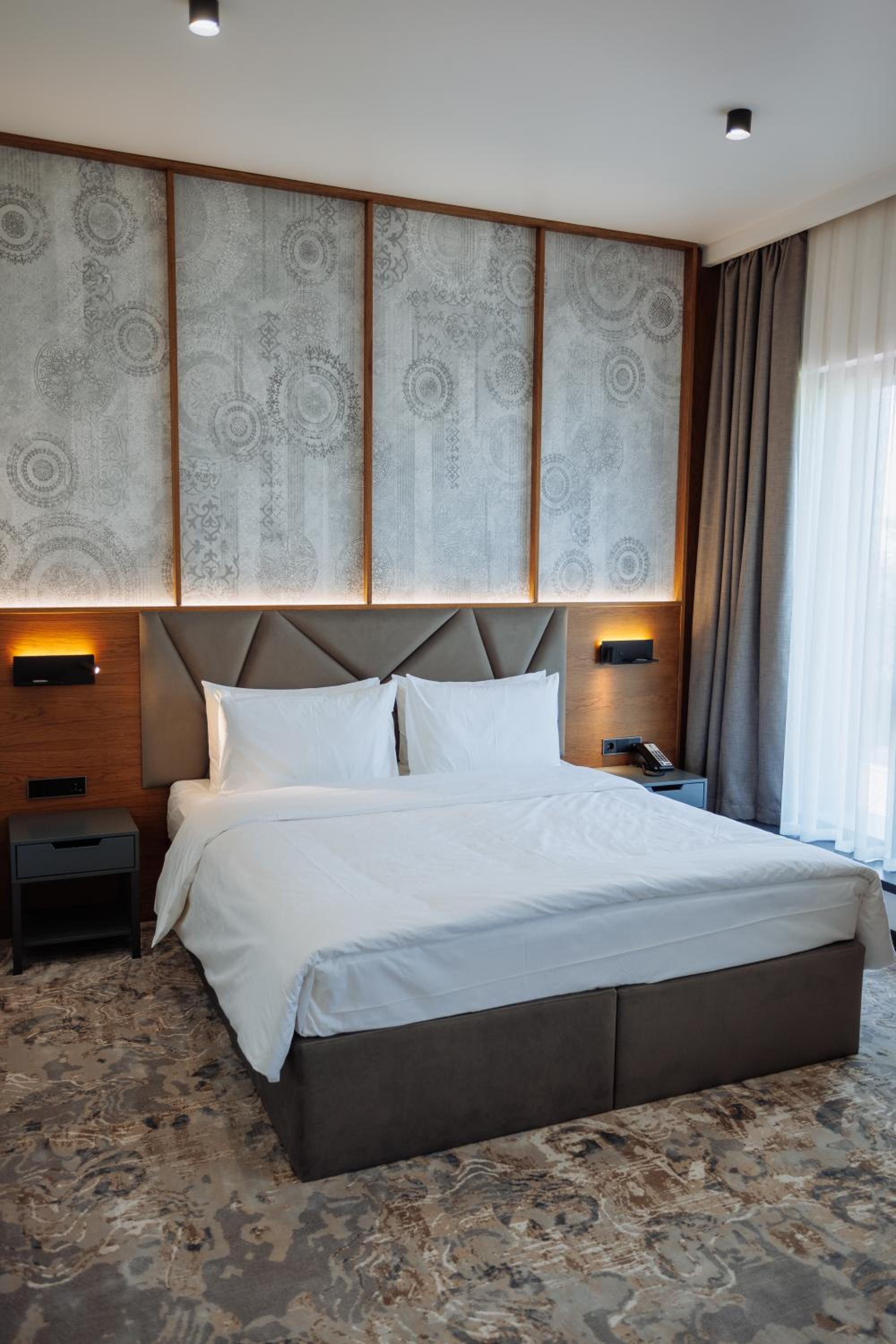 Double Room - Photo 7