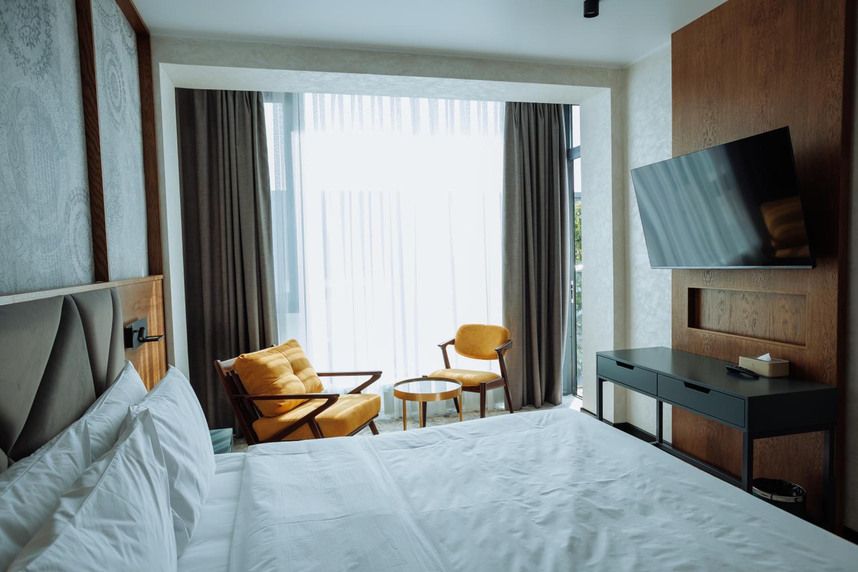 Deluxe Double Room - Photo 7