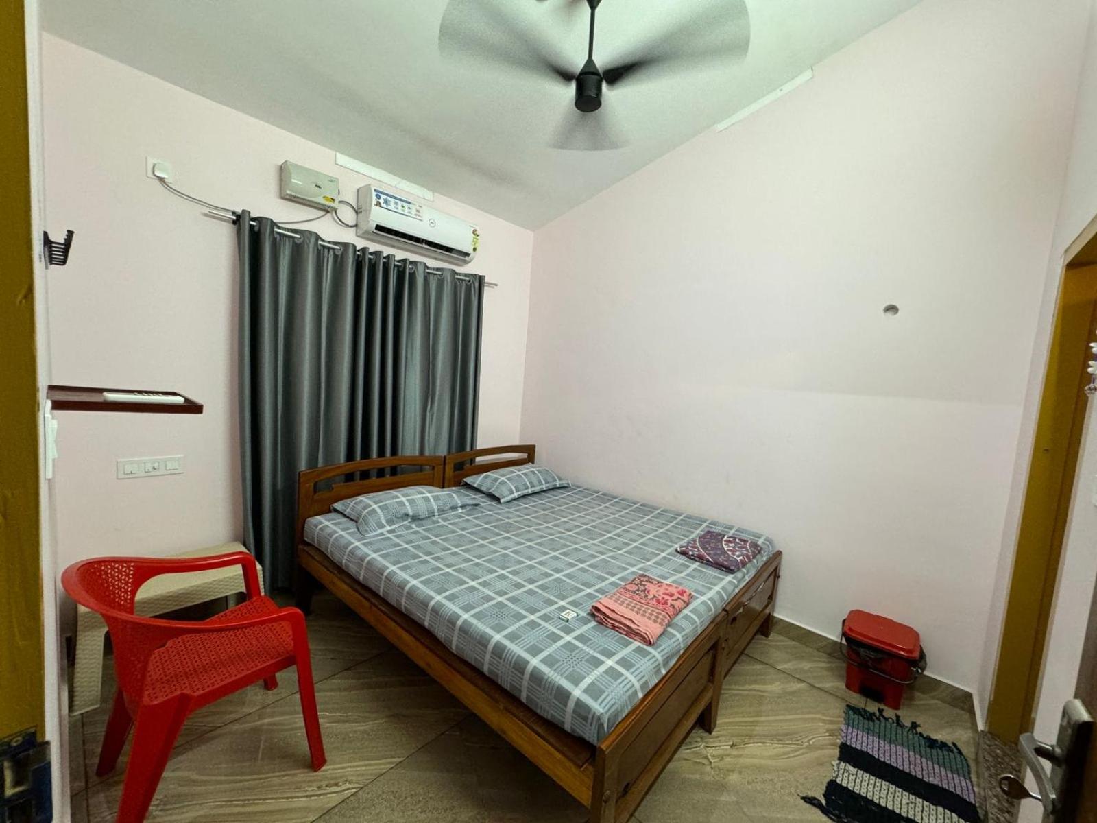 Three-Bedroom Villa photo 1