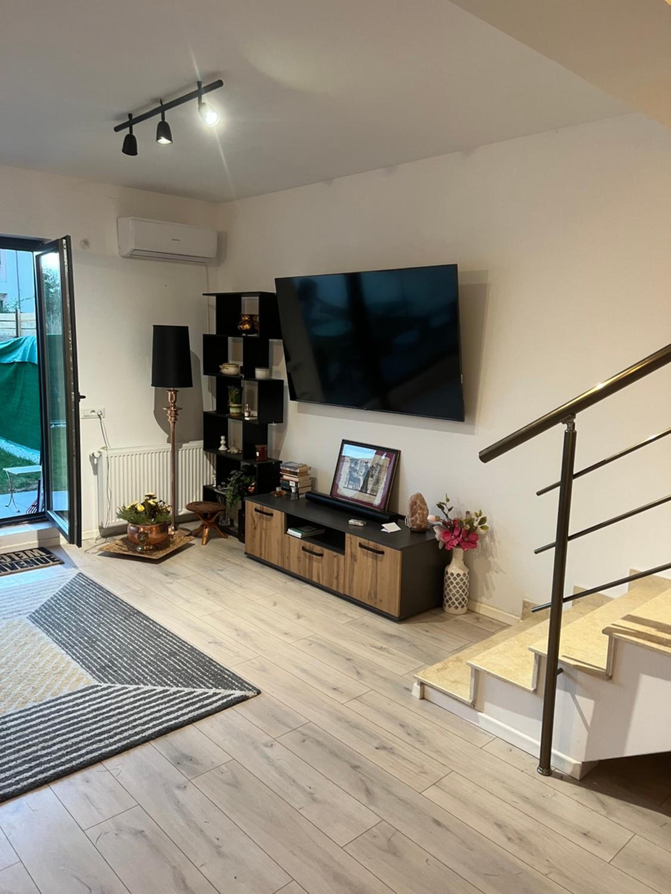 Three-Bedroom Villa photo 1