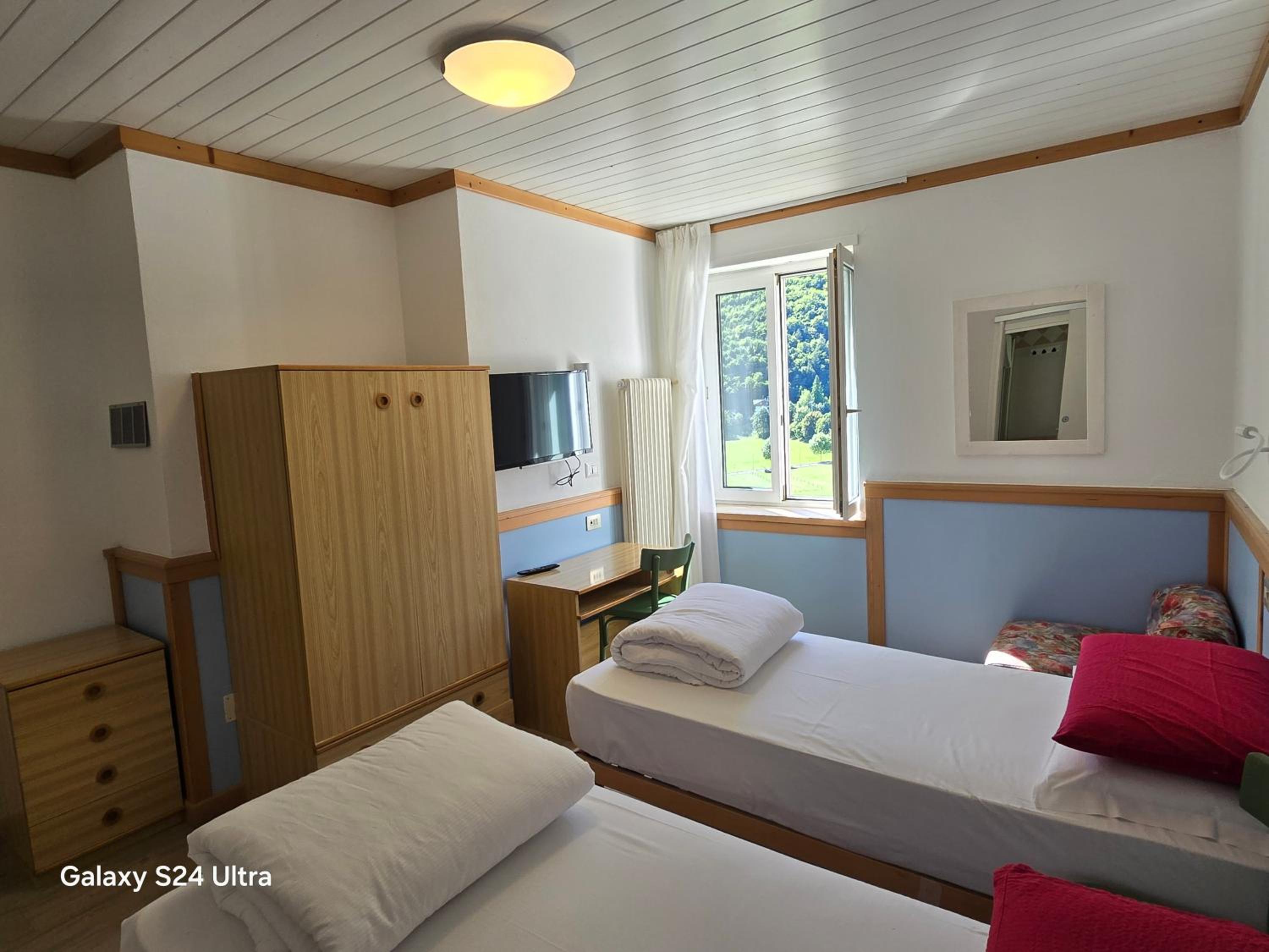 Double or Twin Room - Photo 1