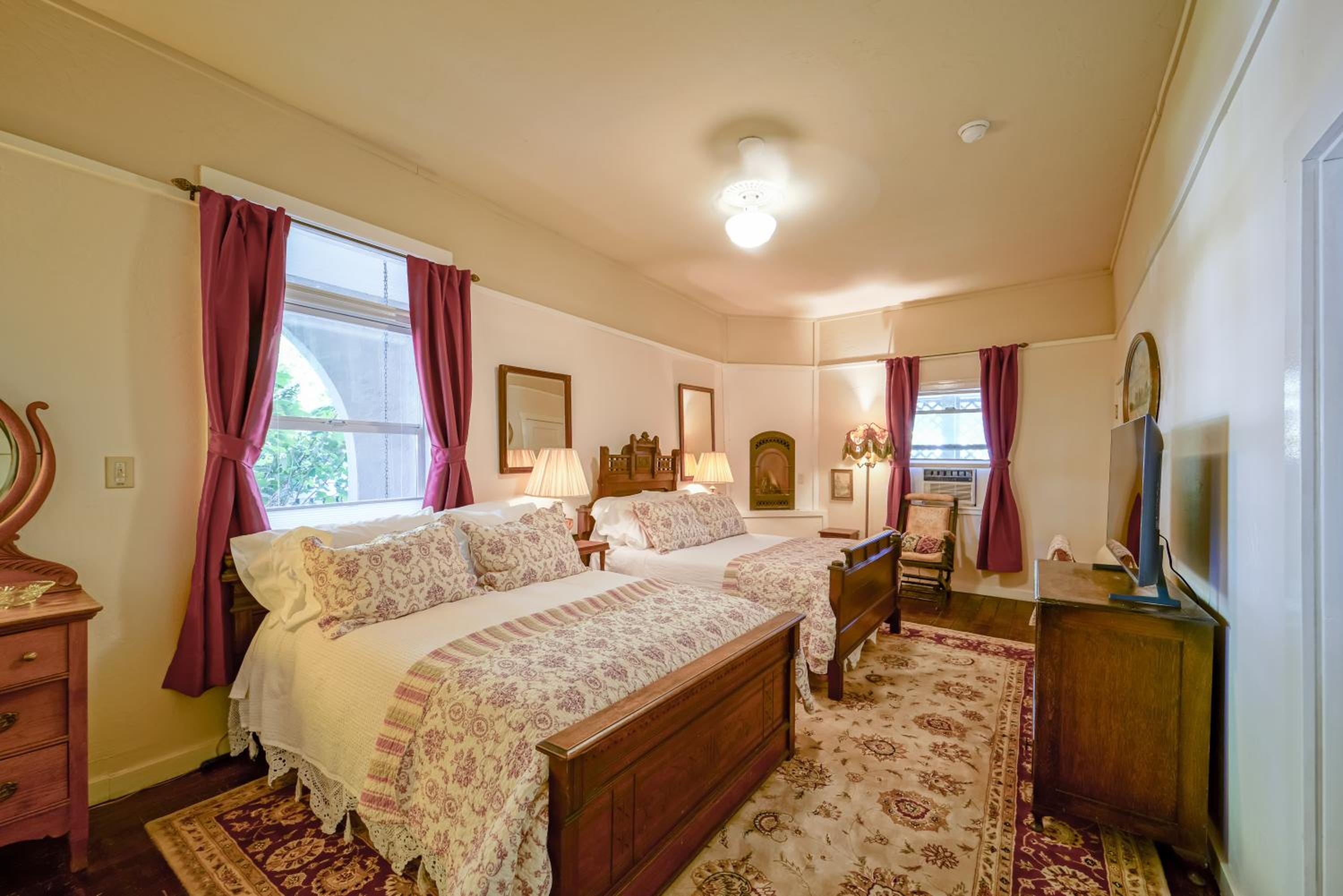 Junior Suite with Garden View photo 1