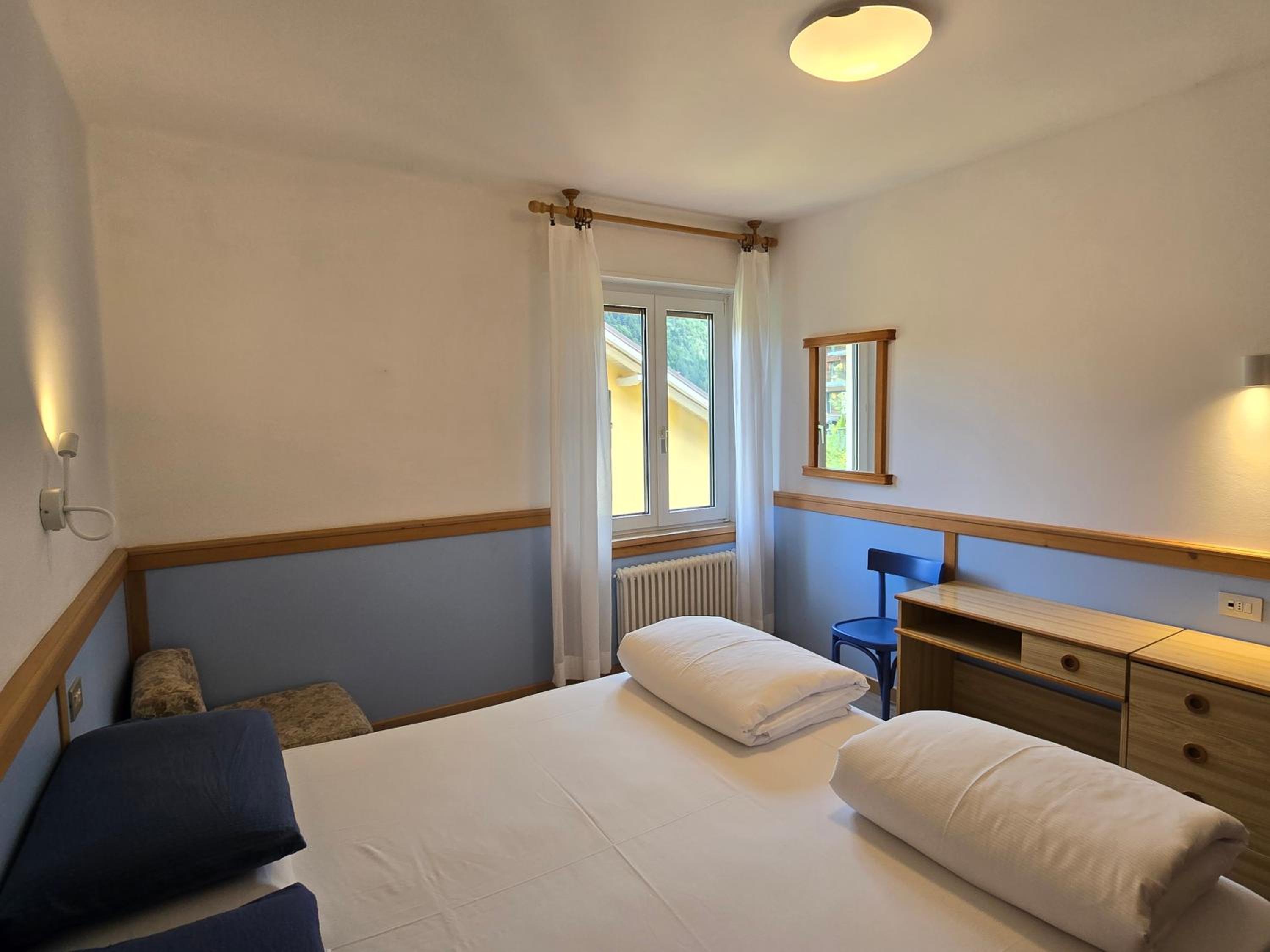Double or Twin Room - Photo 3