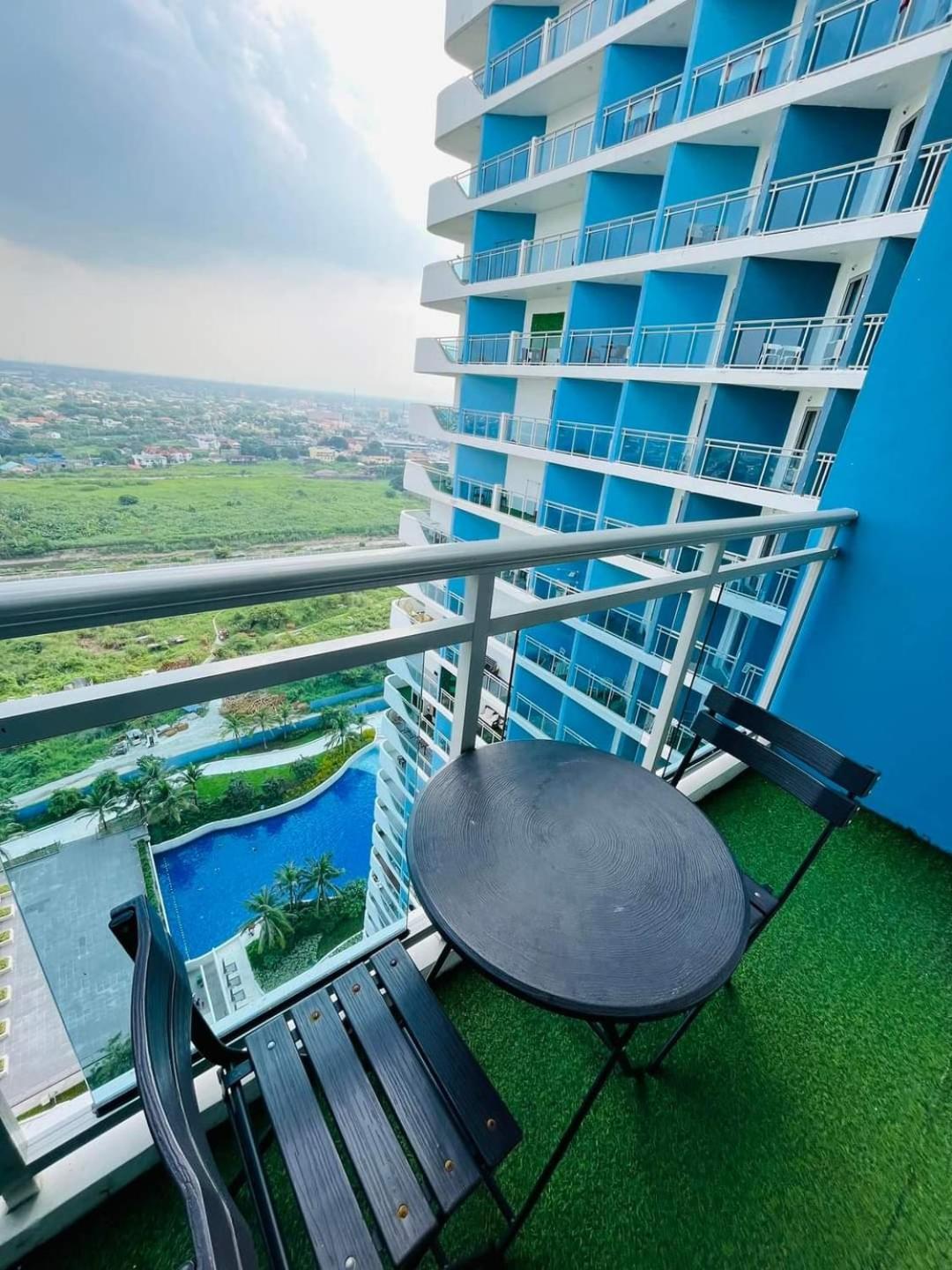 Apartment with Terrace photo 2