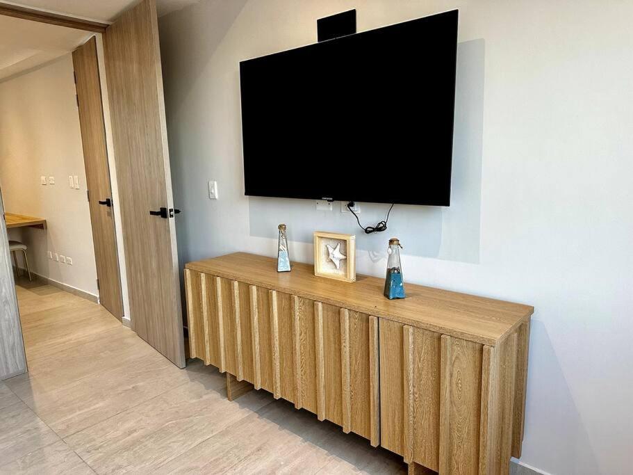 Four-Bedroom House photo 1
