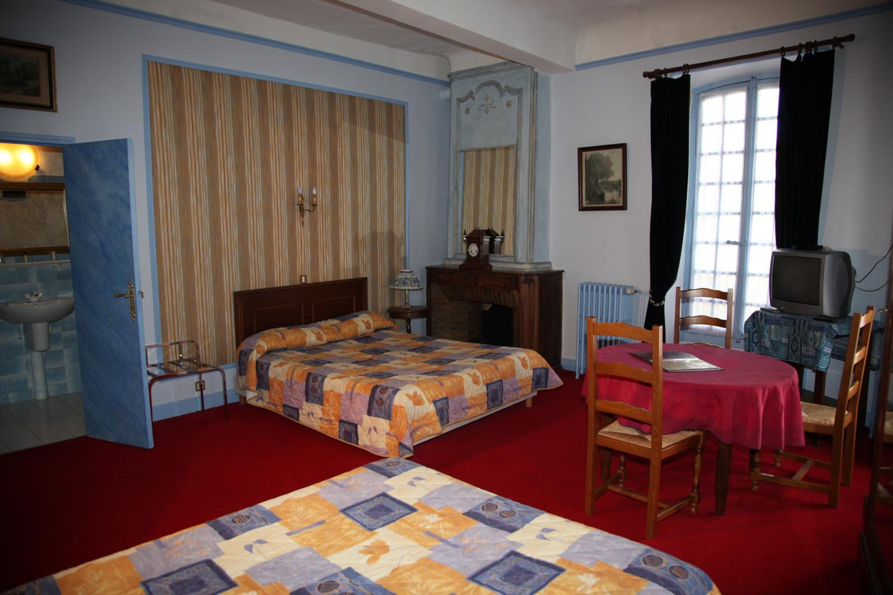 Large Double Room photo 2