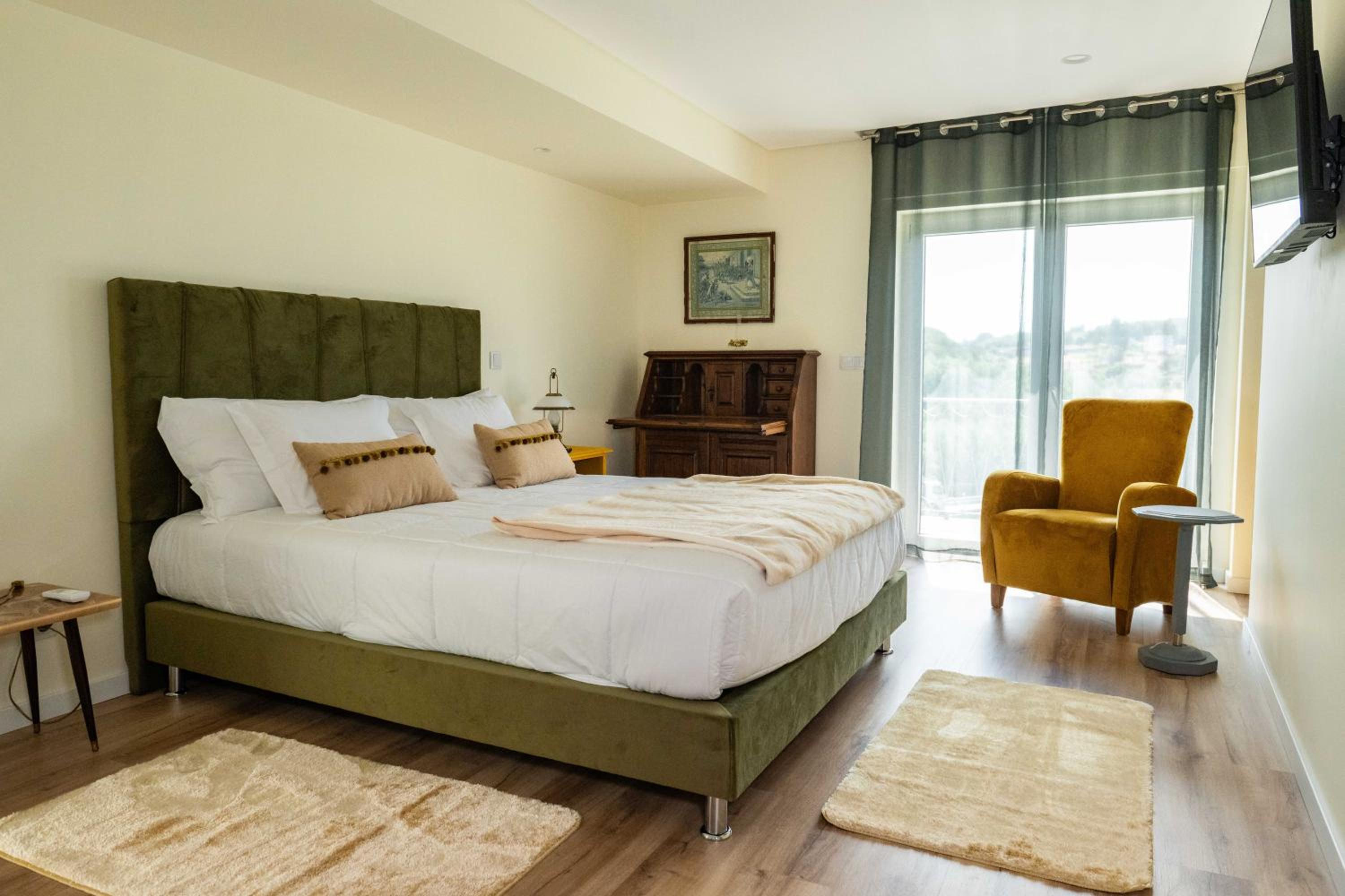 Family Suite with Balcony photo 1