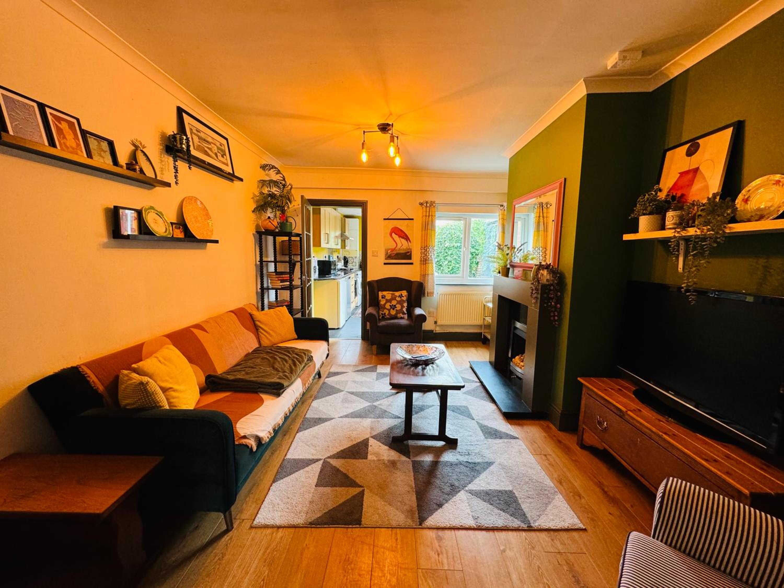 Two-Bedroom House photo 3