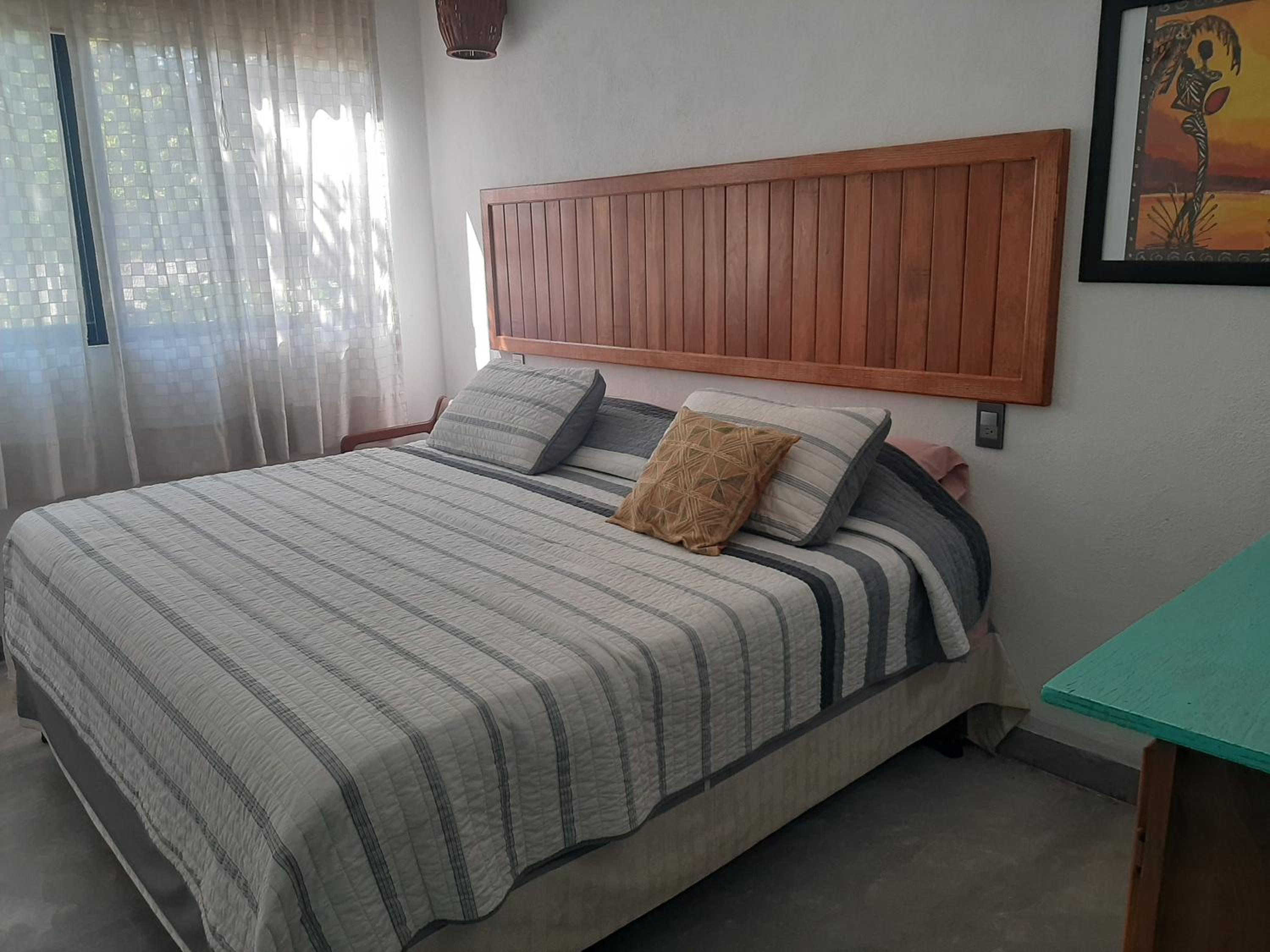 Double Room with Shared Bathroom photo 3