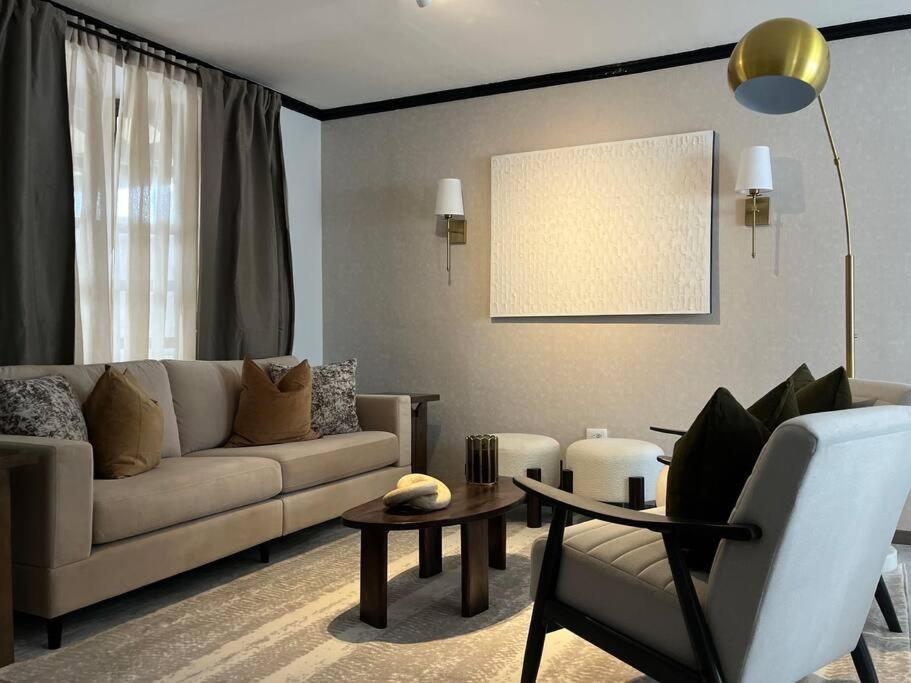 Three-Bedroom House photo 1