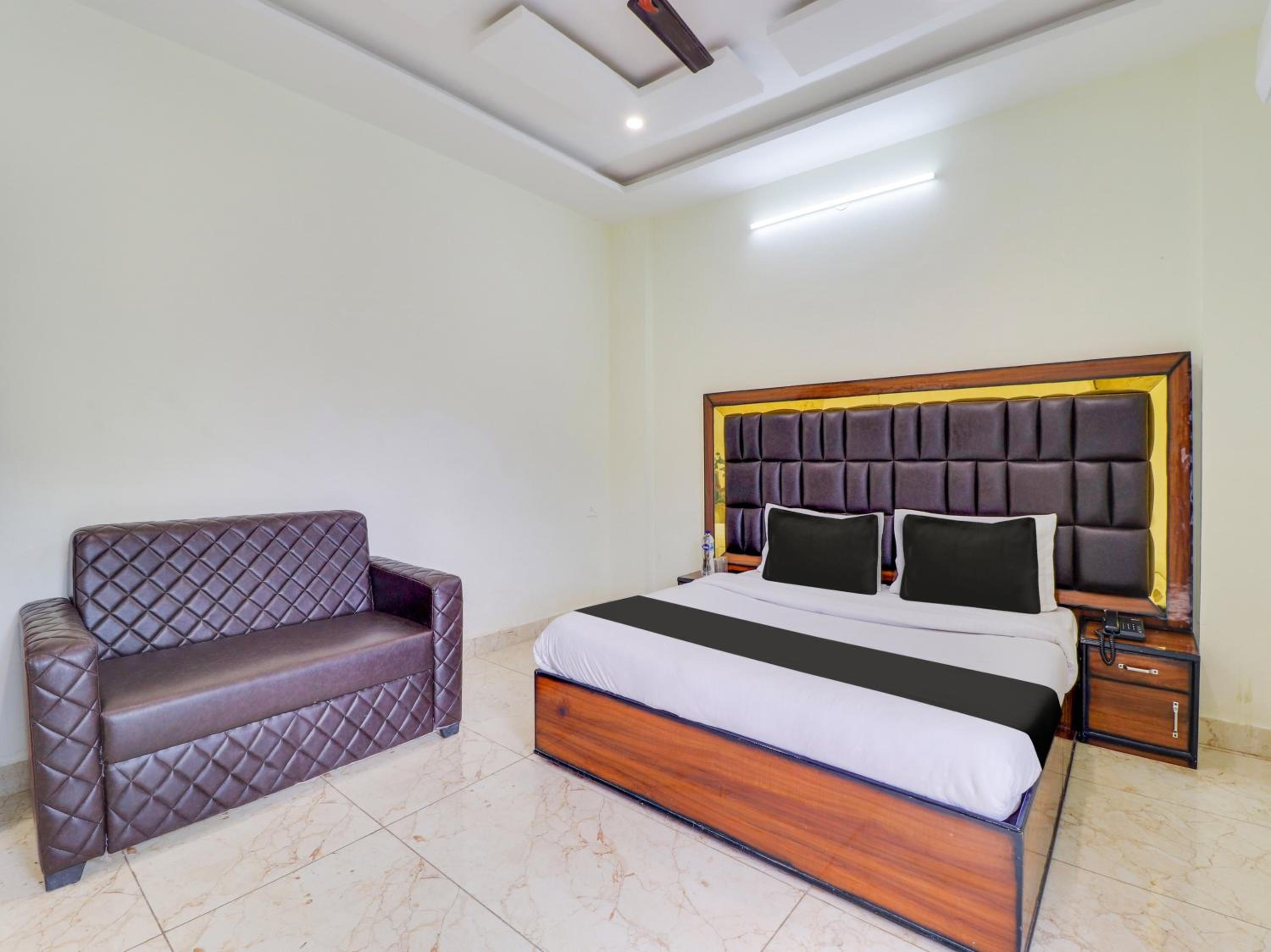 Classic Triple Room