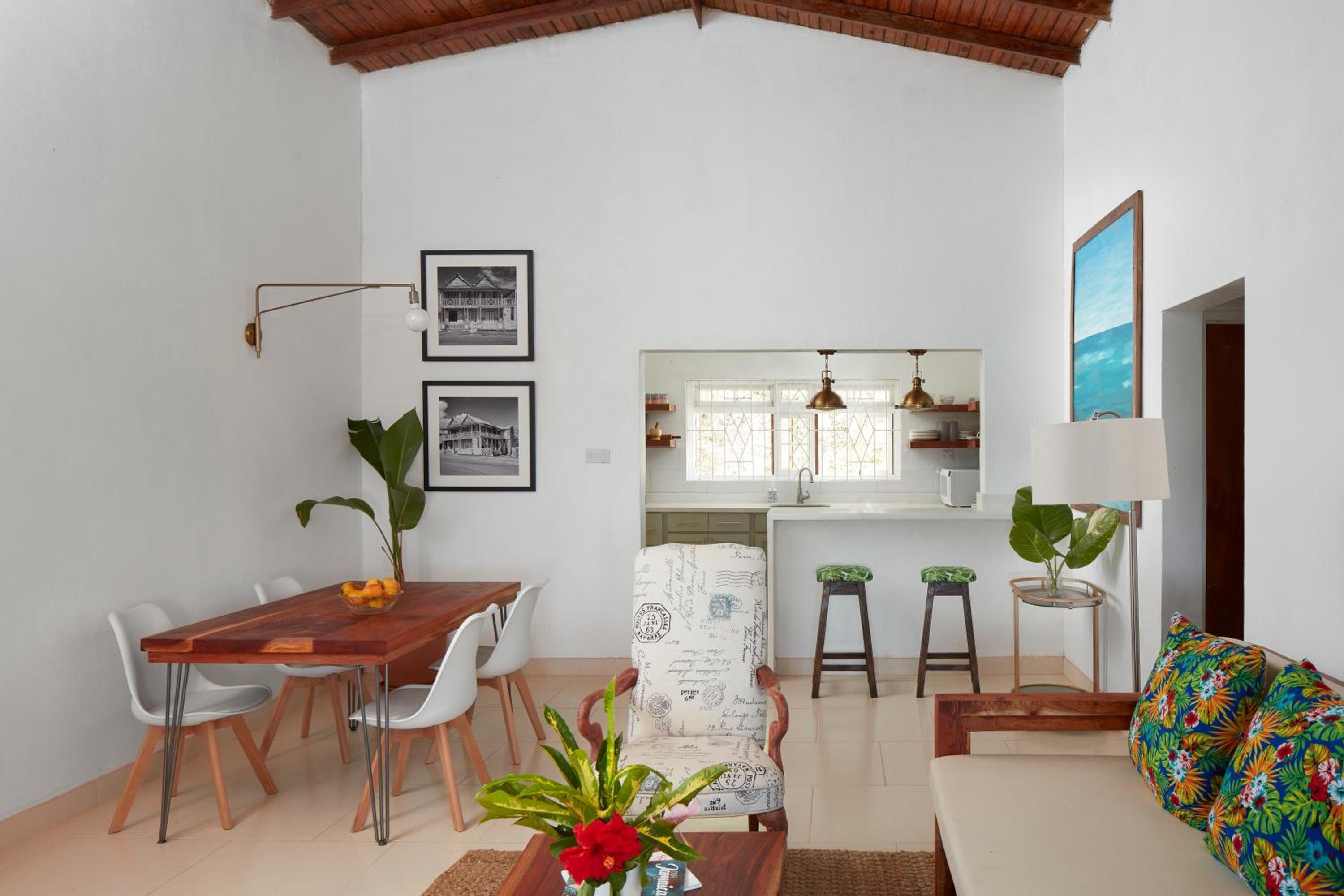 Three-Bedroom House photo 1